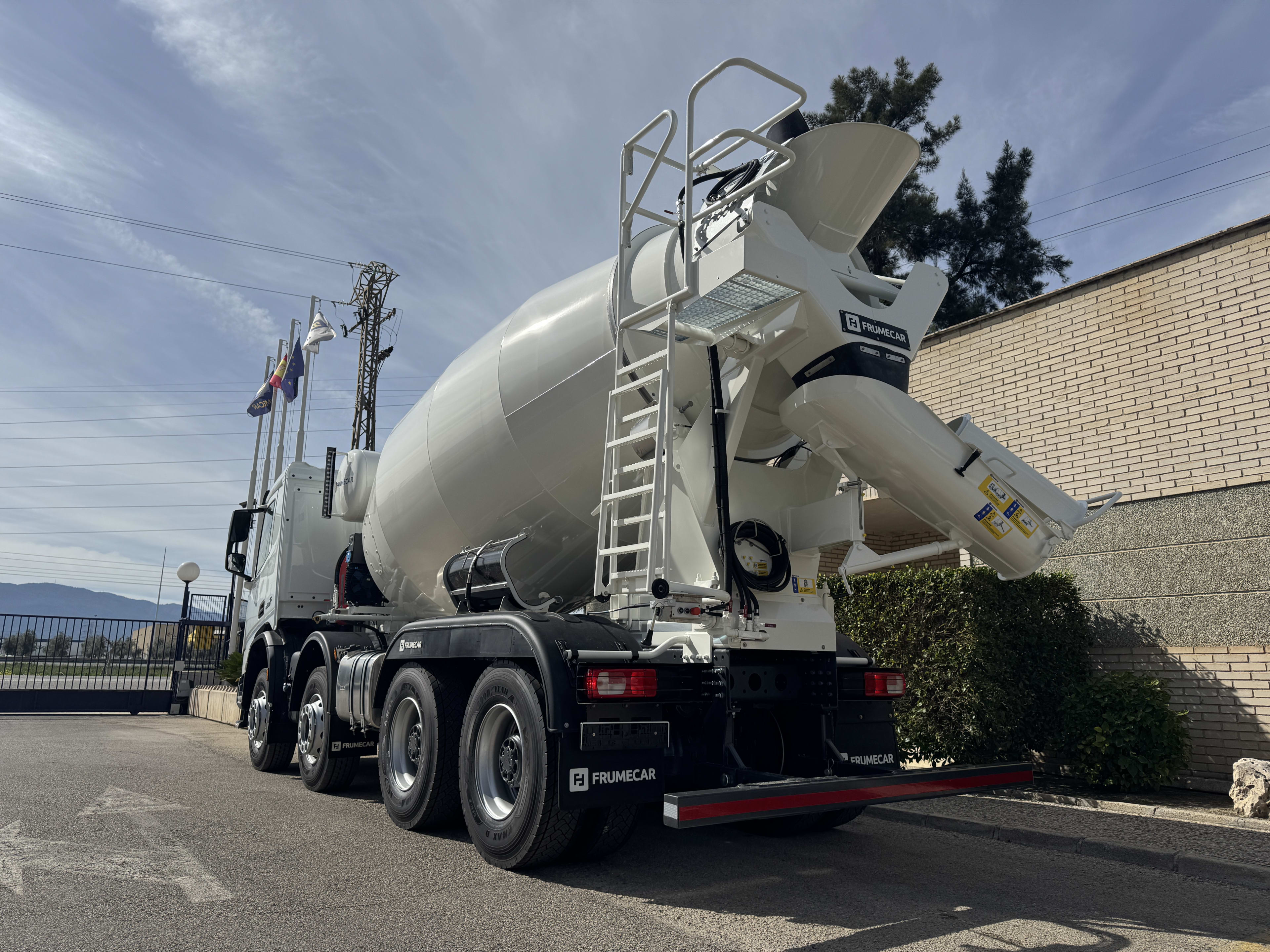 DAF XD 450 FAD 8X4 D 0