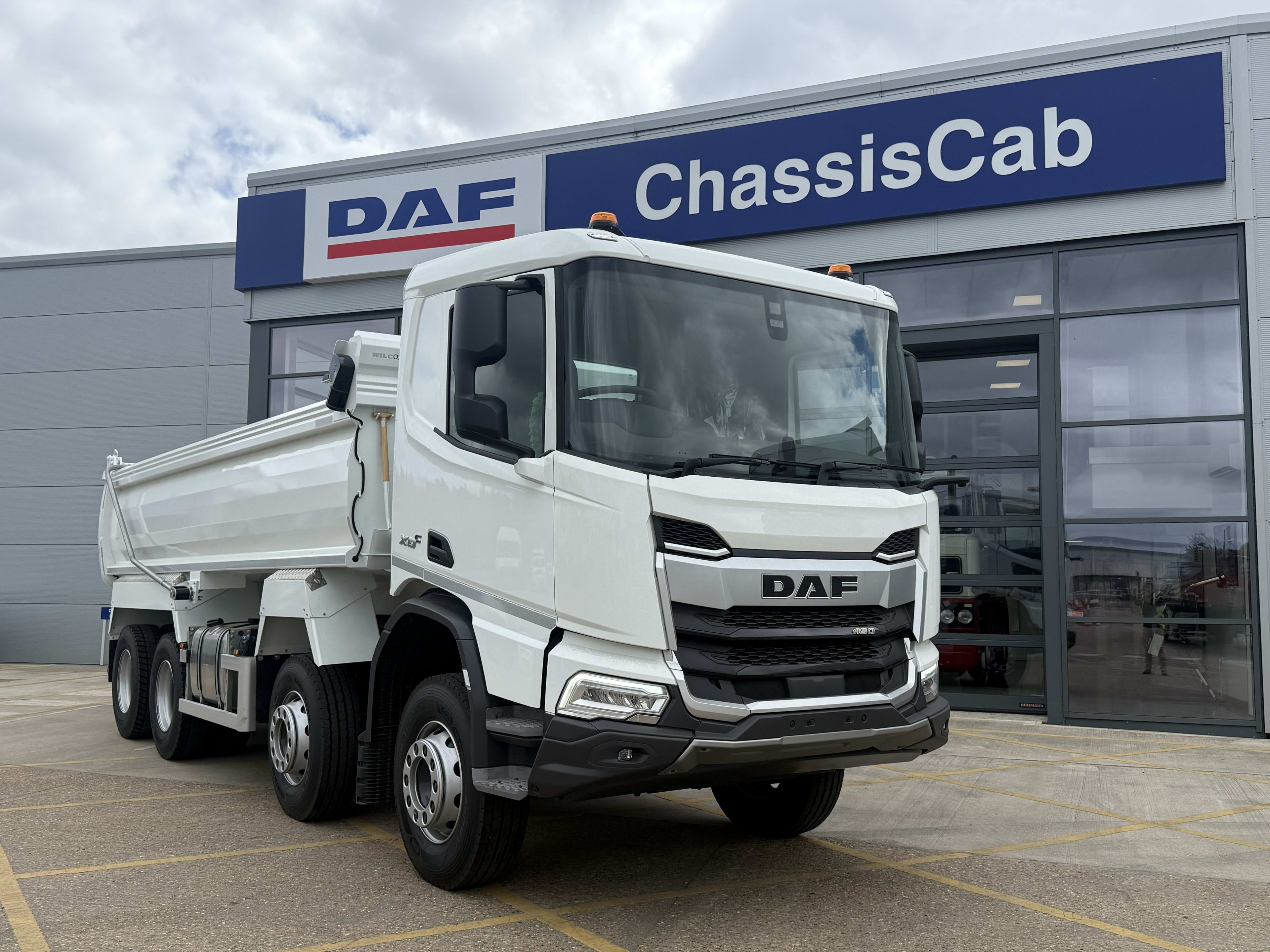 DAF XD 450 FAD 8X4 D 0