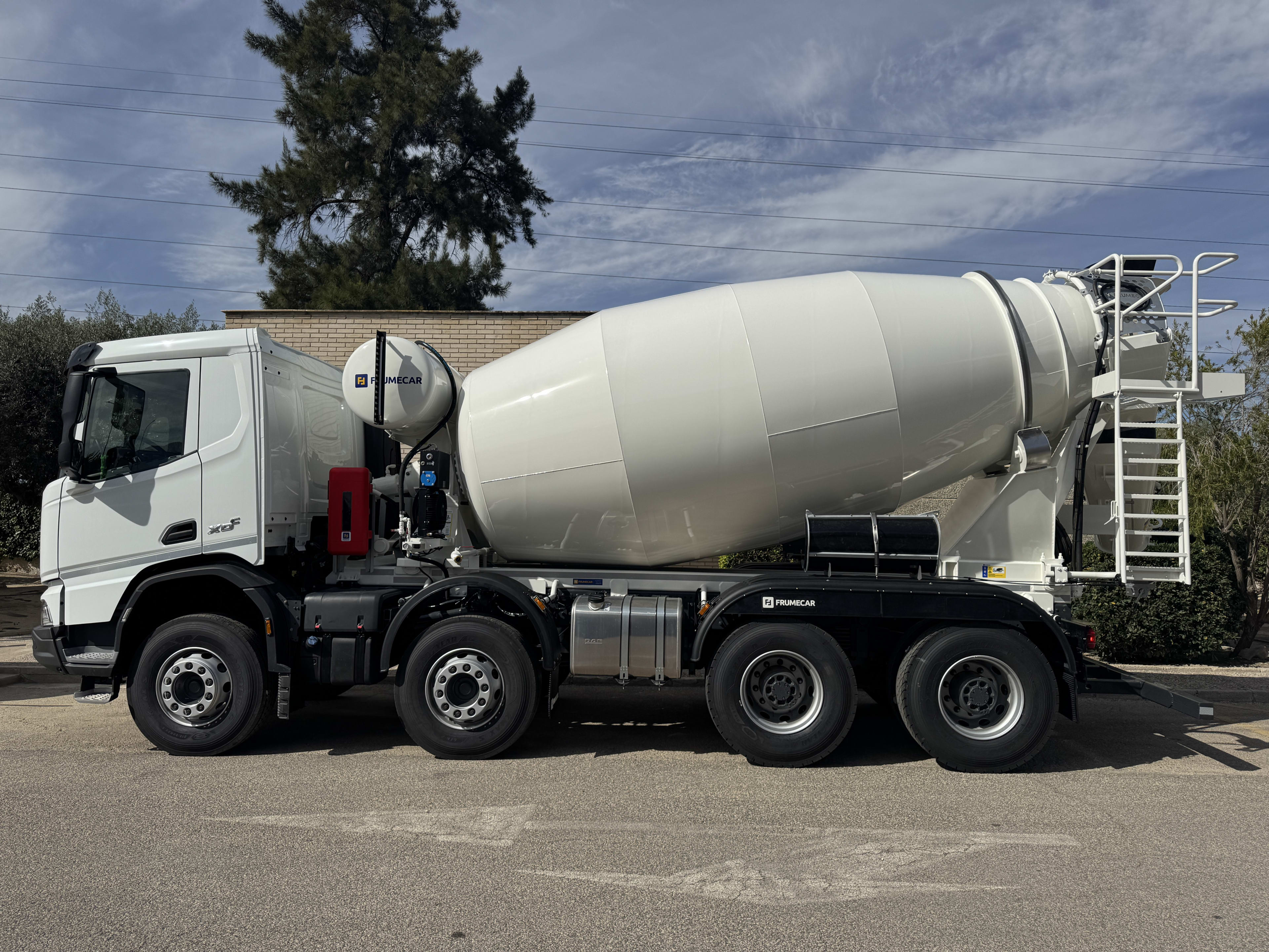 DAF XD 450 FAD 8X4 D 0