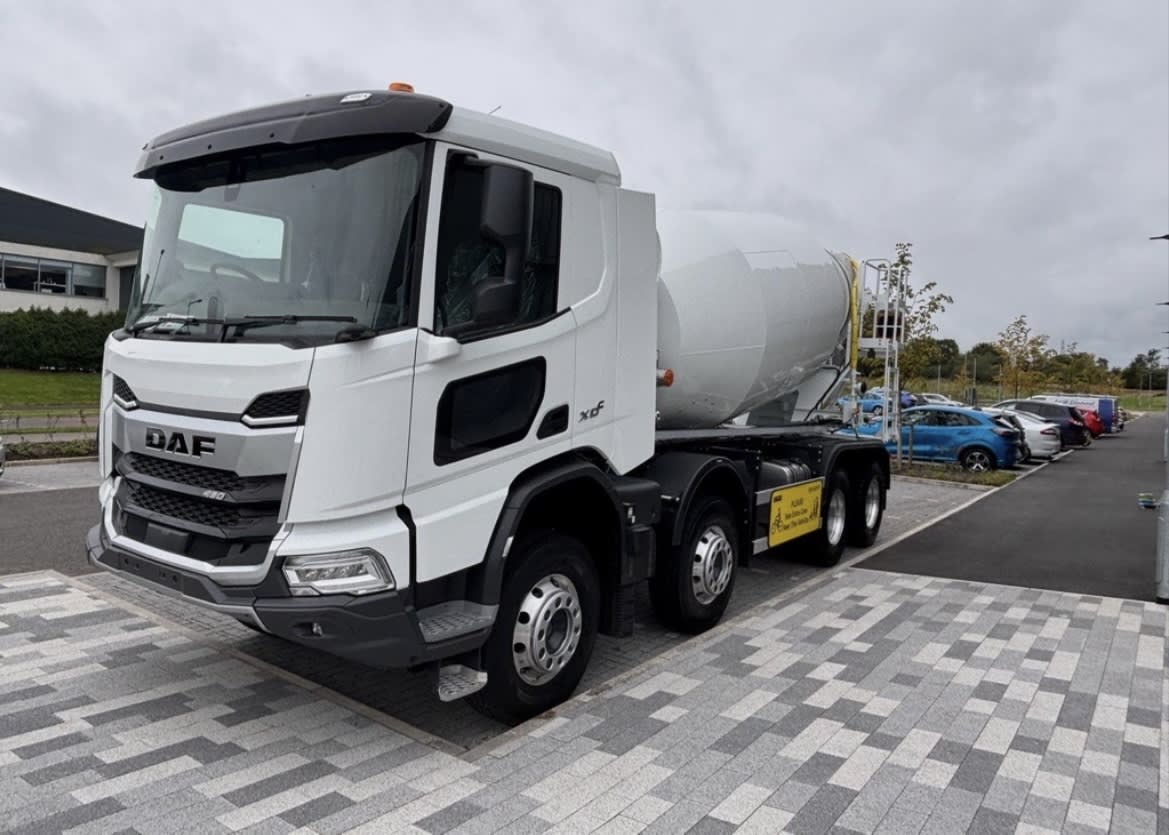 DAF XD 450 FAD 8X4 D 0