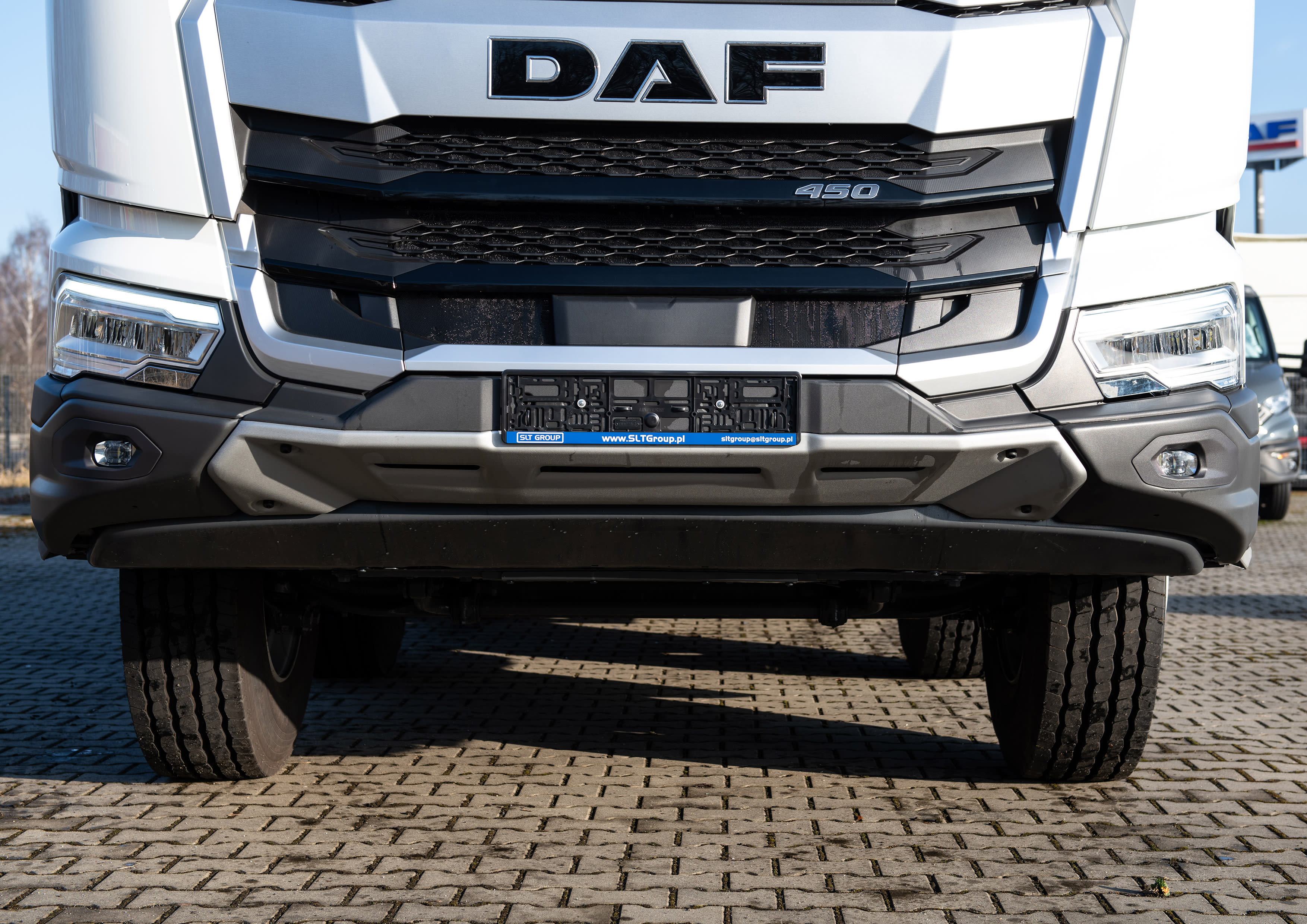 DAF XD 450 FAD 8X4 D 7