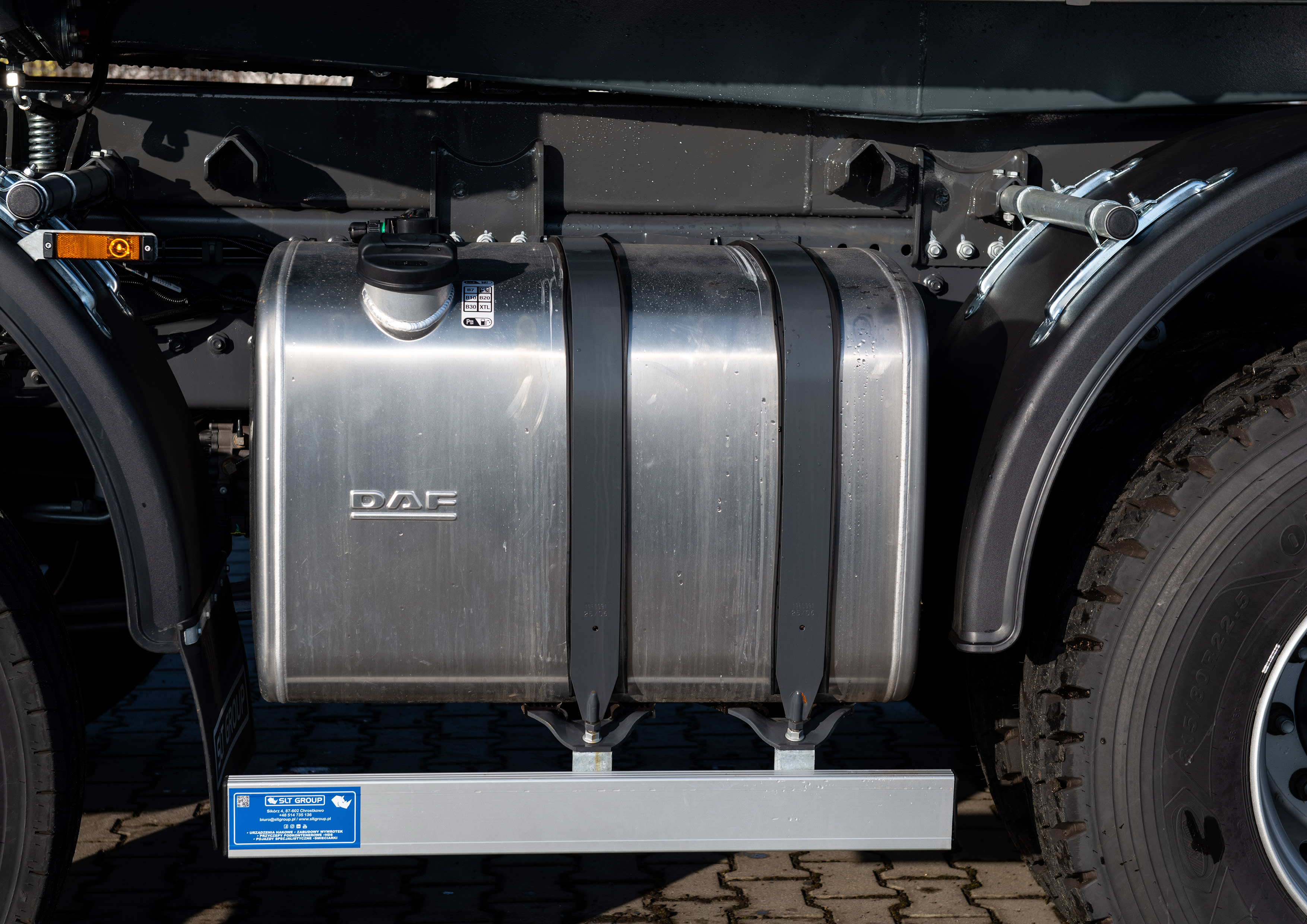 DAF XD 450 FAD 8X4 D 8