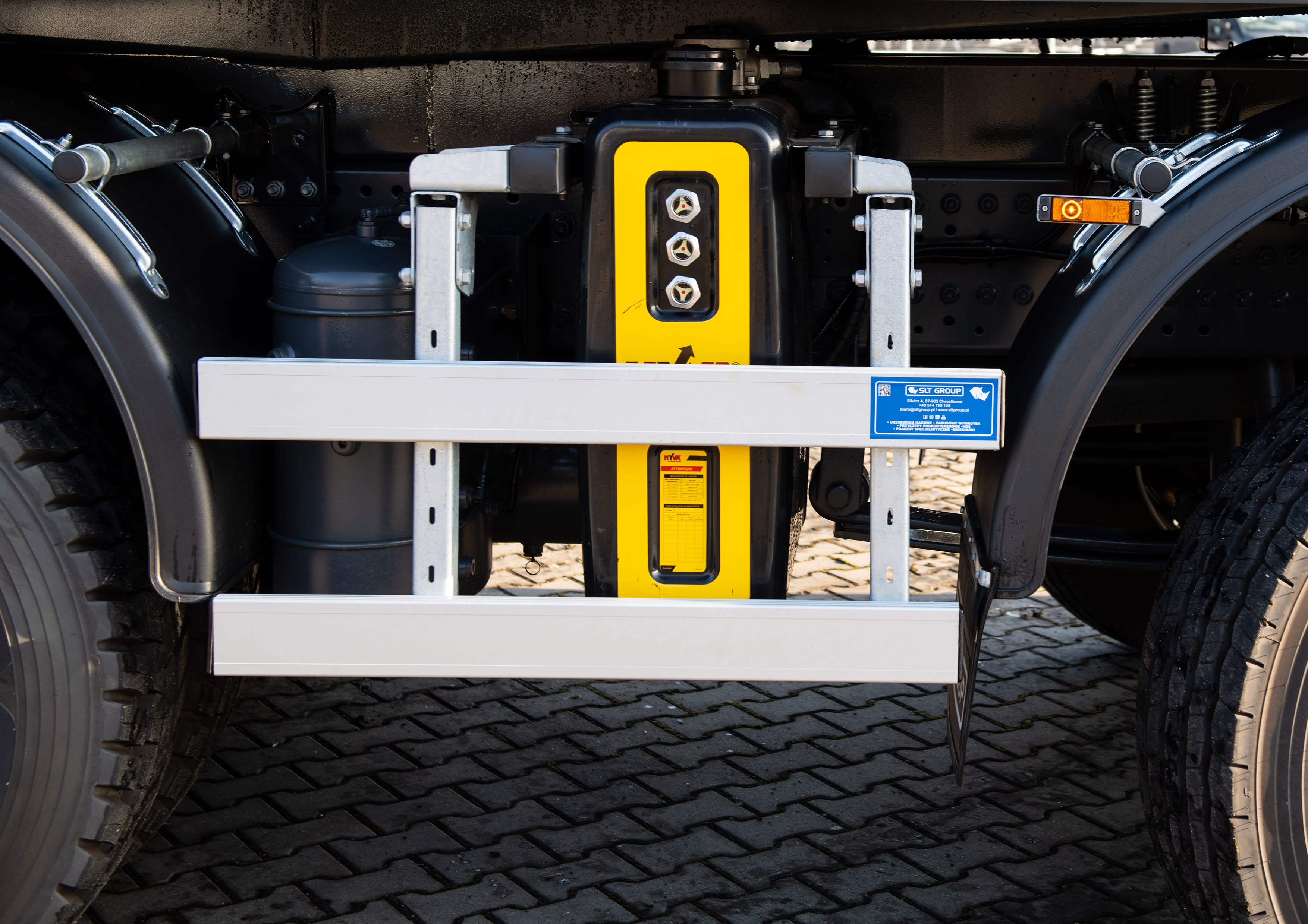 DAF XD 450 FAD 8X4 D 10