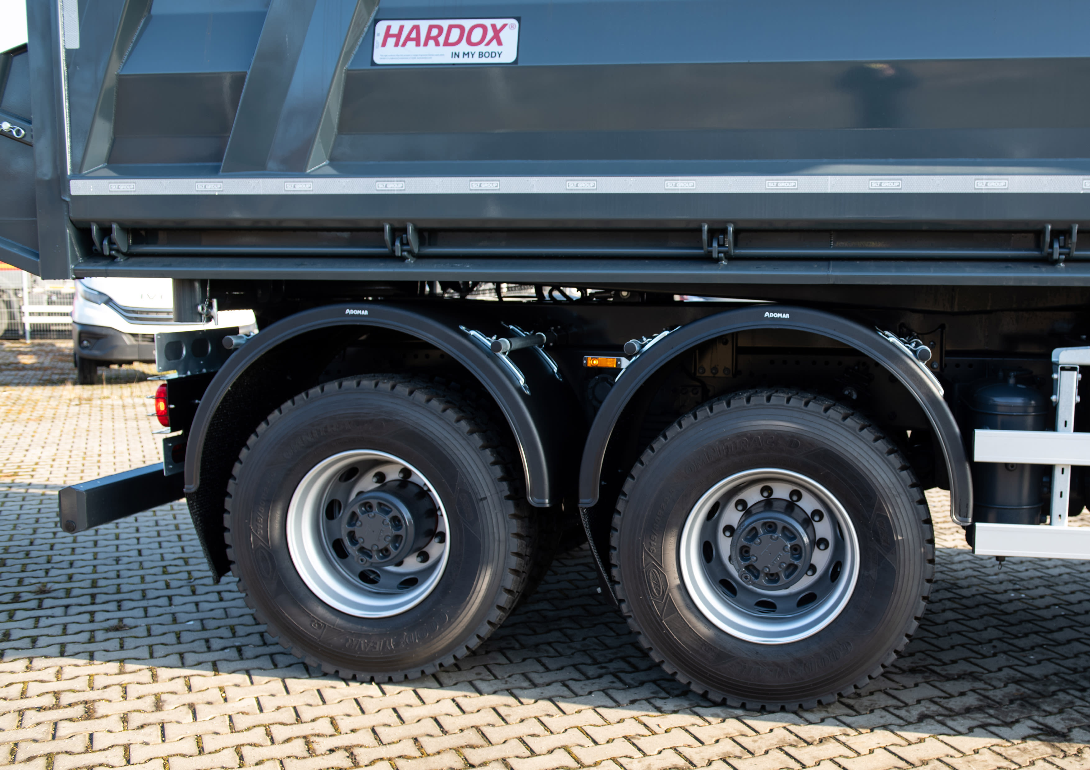 DAF XD 450 FAD 8X4 D 11