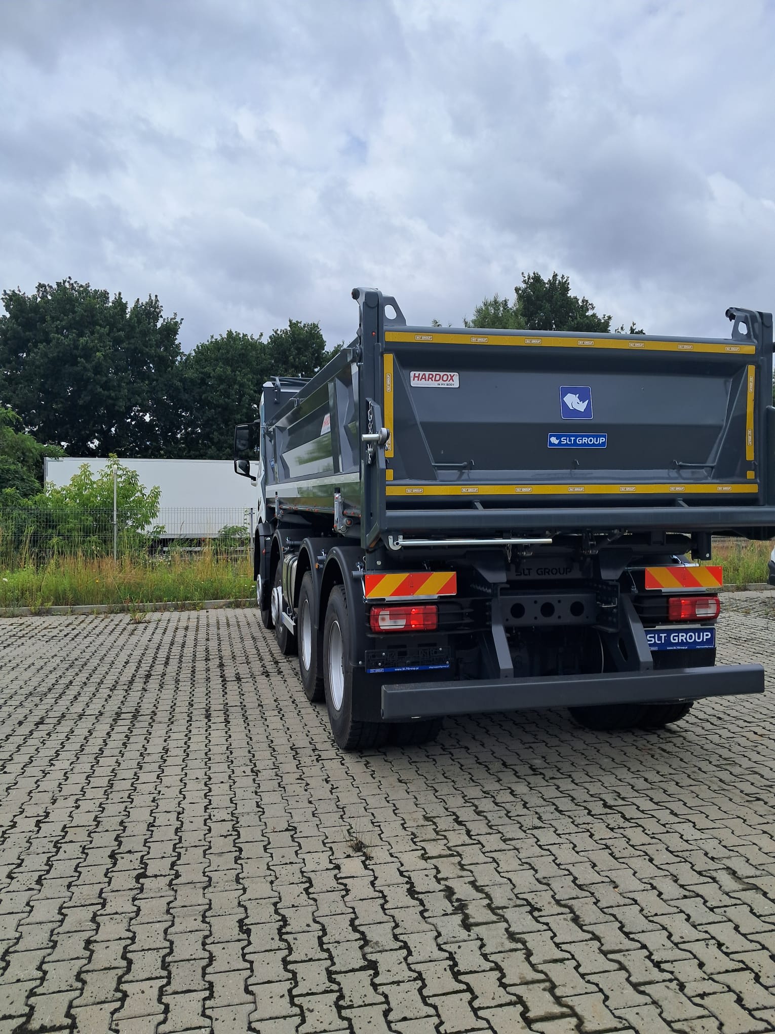 DAF XD 450 FAD 8X4 D 4