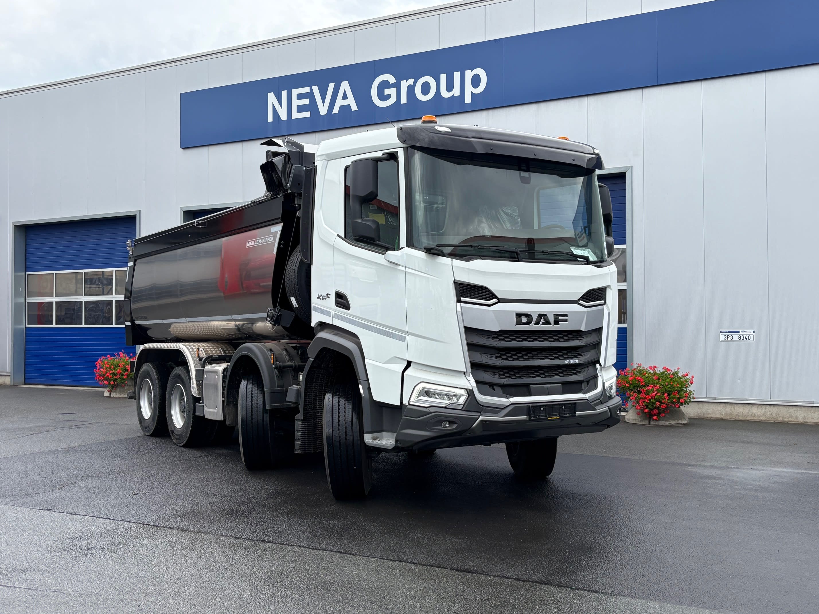 DAF XF 480 FAD 8X4 D 4