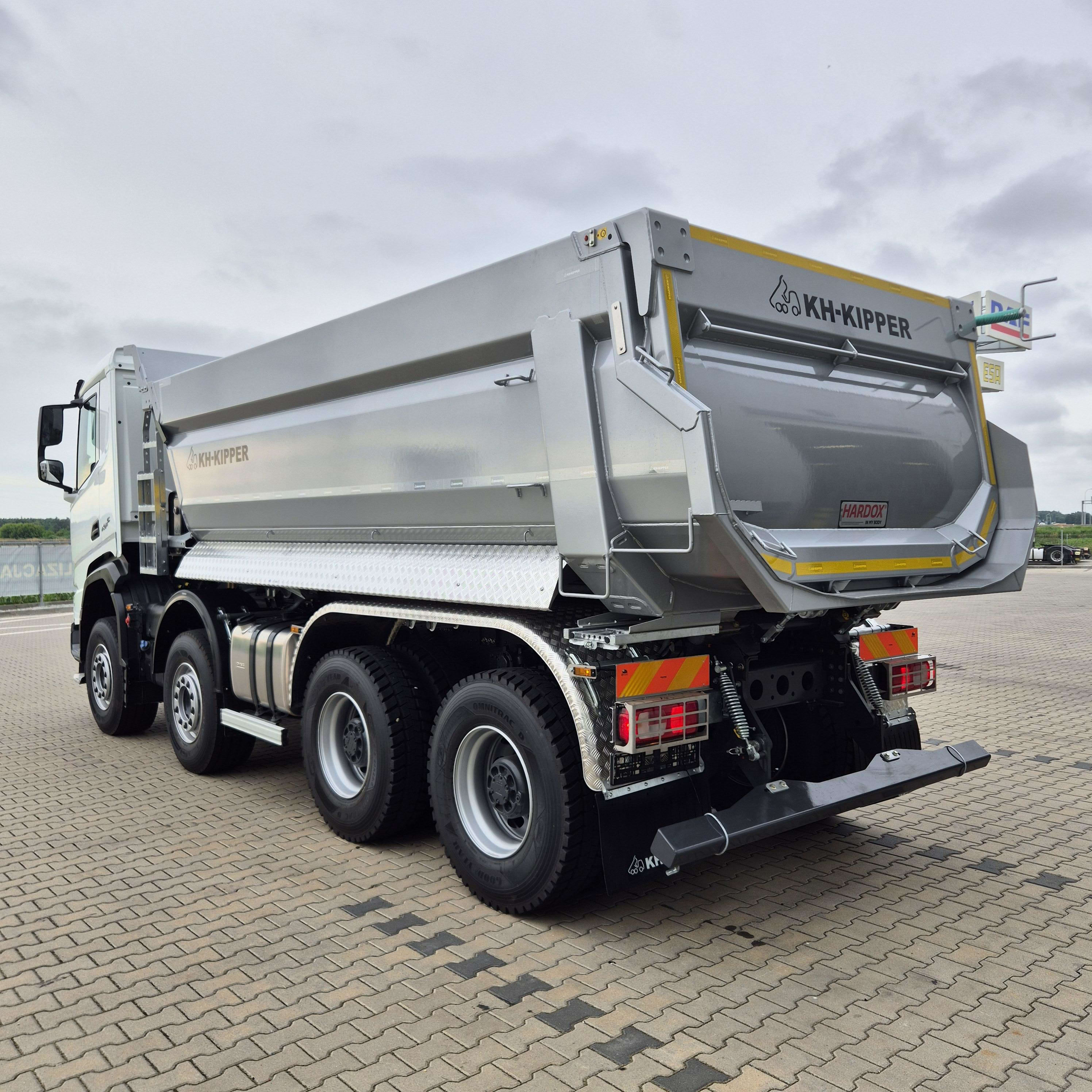 DAF XF 480 FAD 8X4 D 0