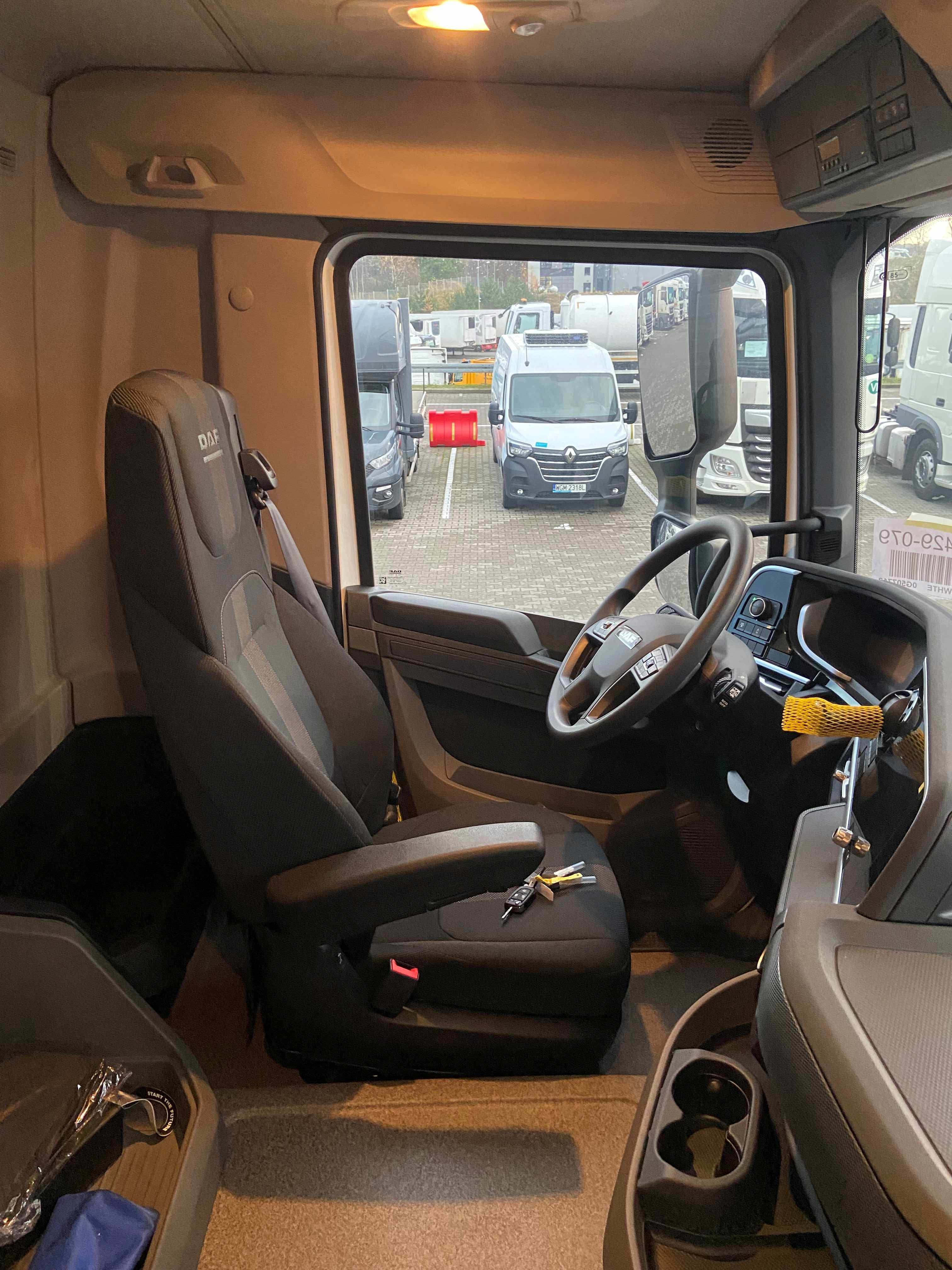 DAF XF 480 FAD 8X4 D 0