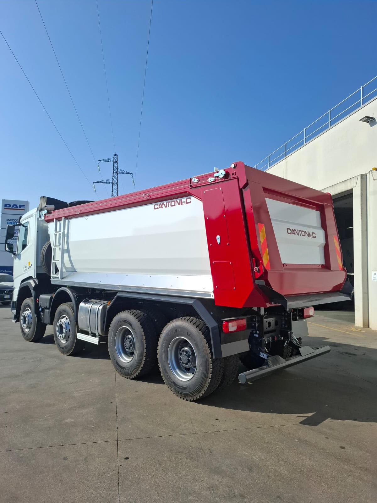 DAF XF 480 FAD 8X4 D 0