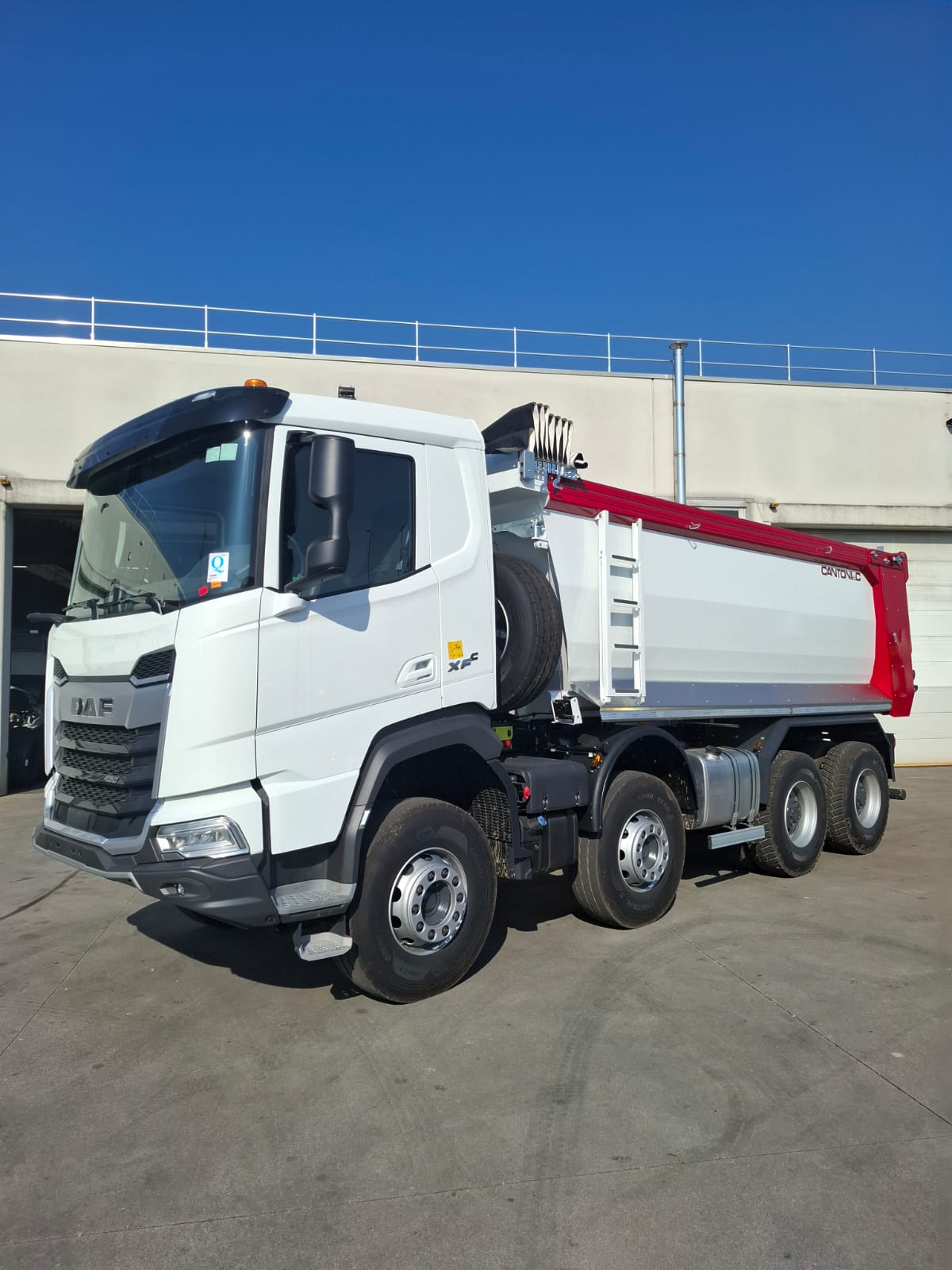 DAF XF 480 FAD 8X4 D 0