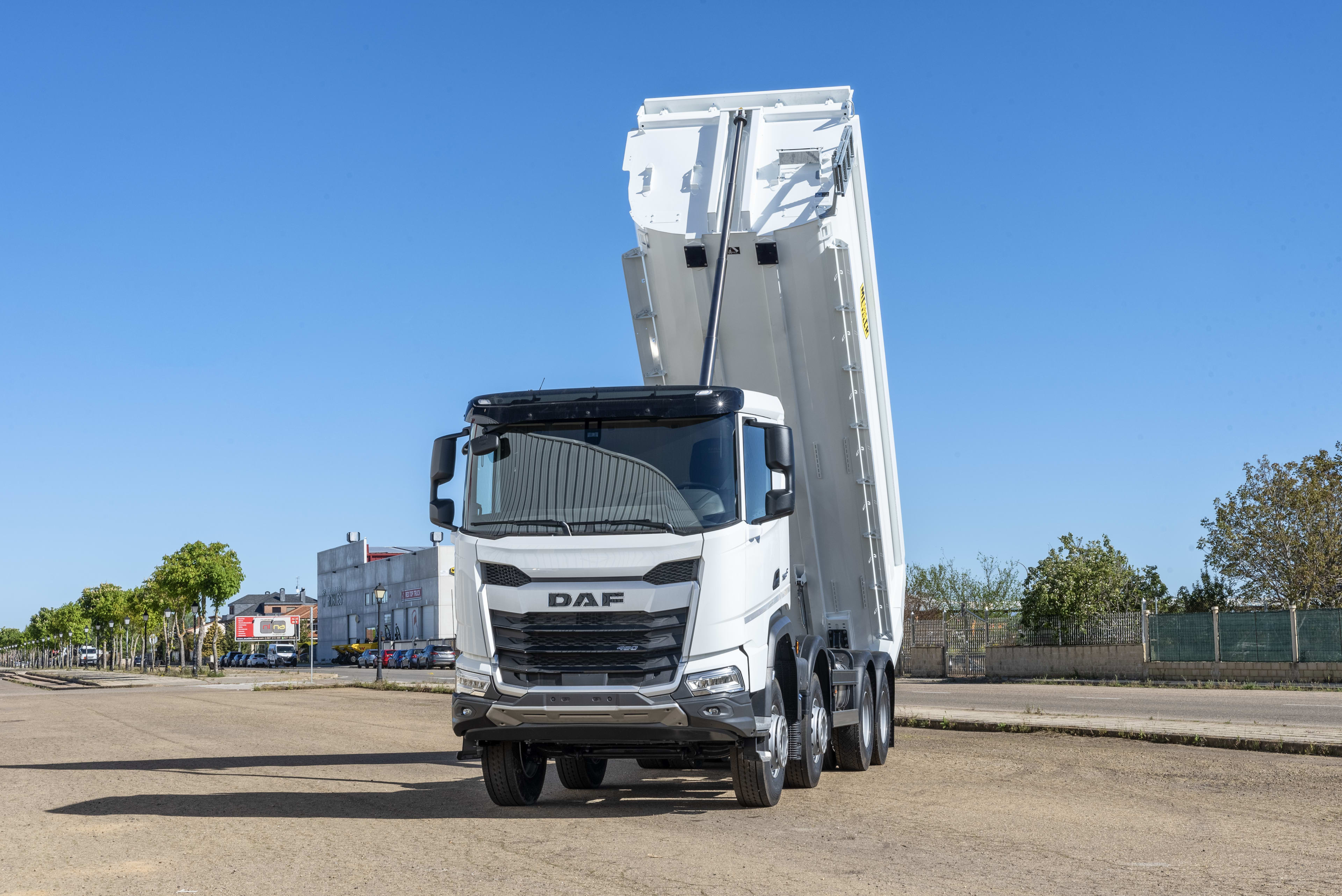 DAF XF 480 FAD 8X4 D 0