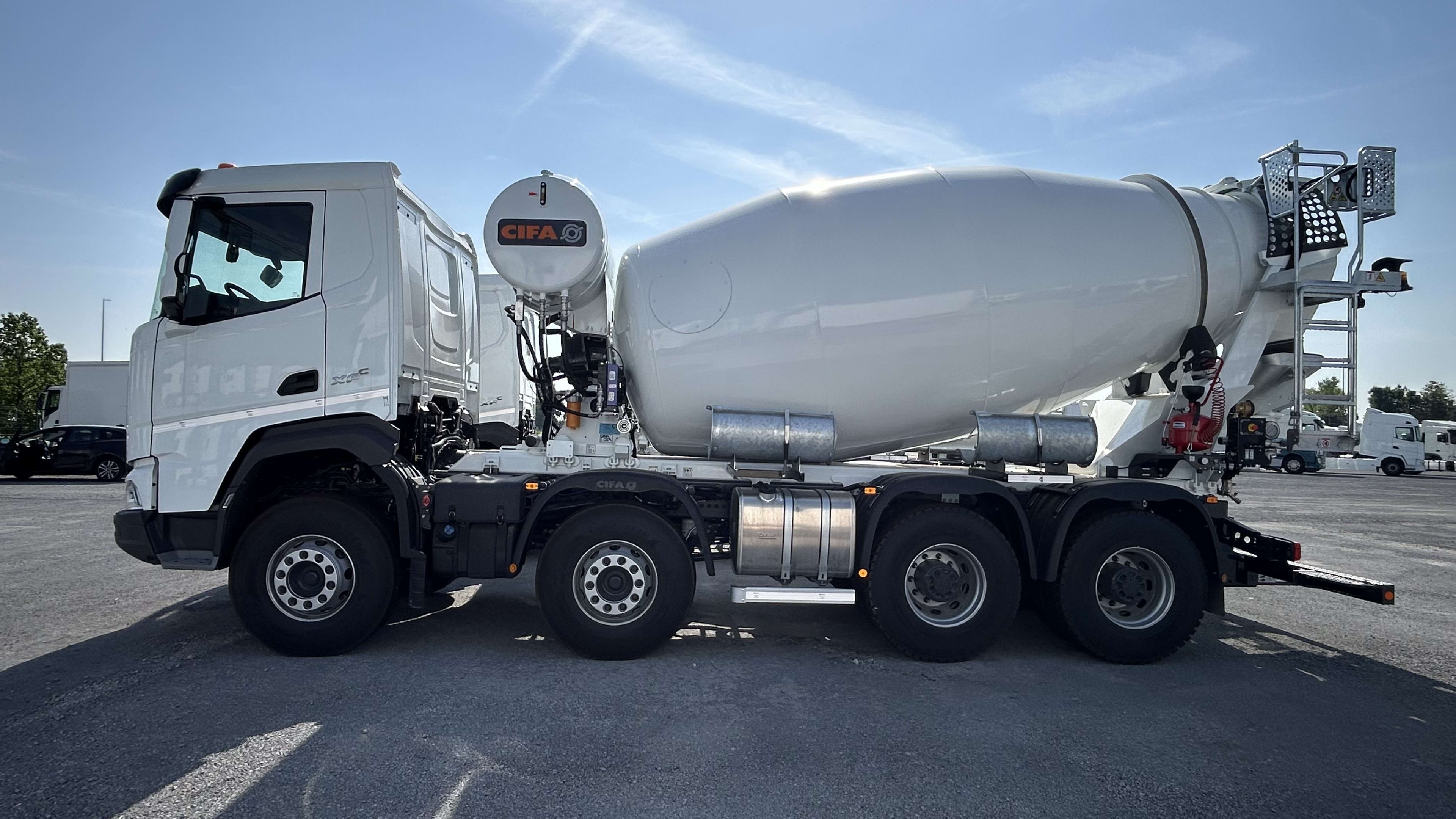 DAF XF 480 FAD 8X4 D 0
