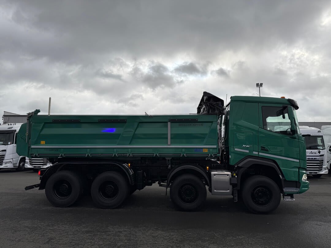 DAF XF 530 FAD 8X4 D 4