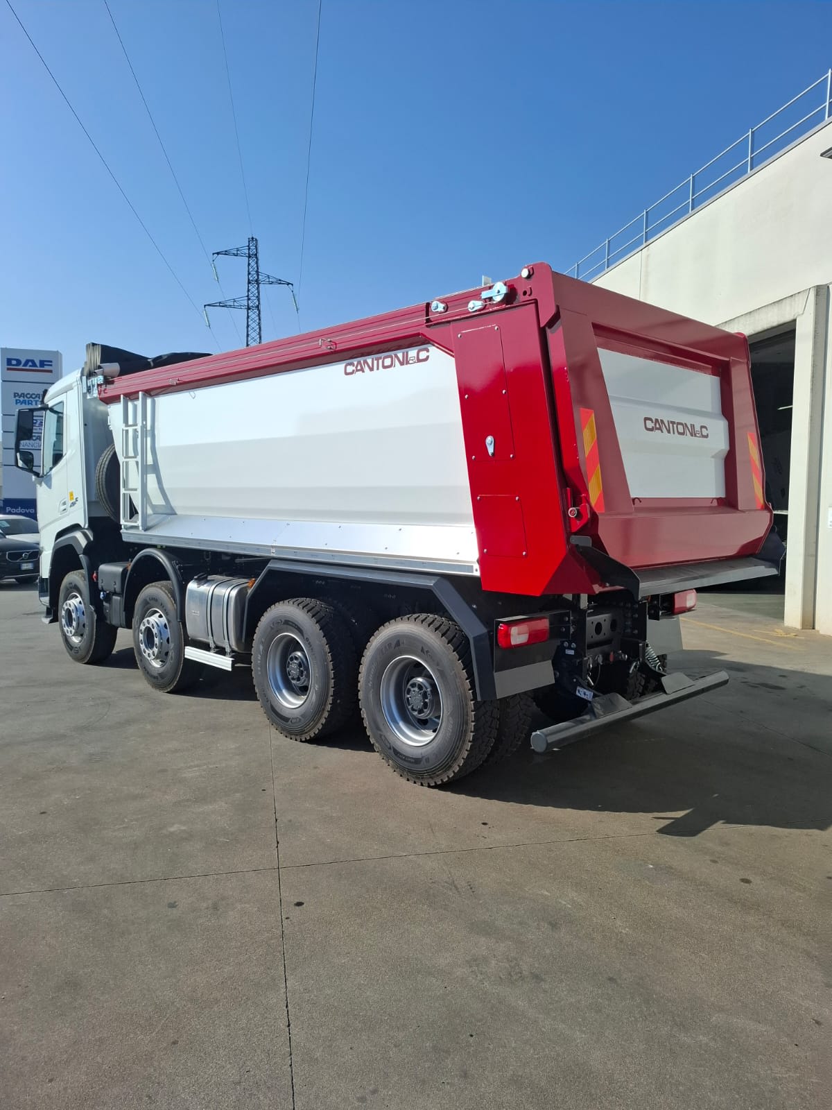 DAF XF 480 FAD 8X4 D 0