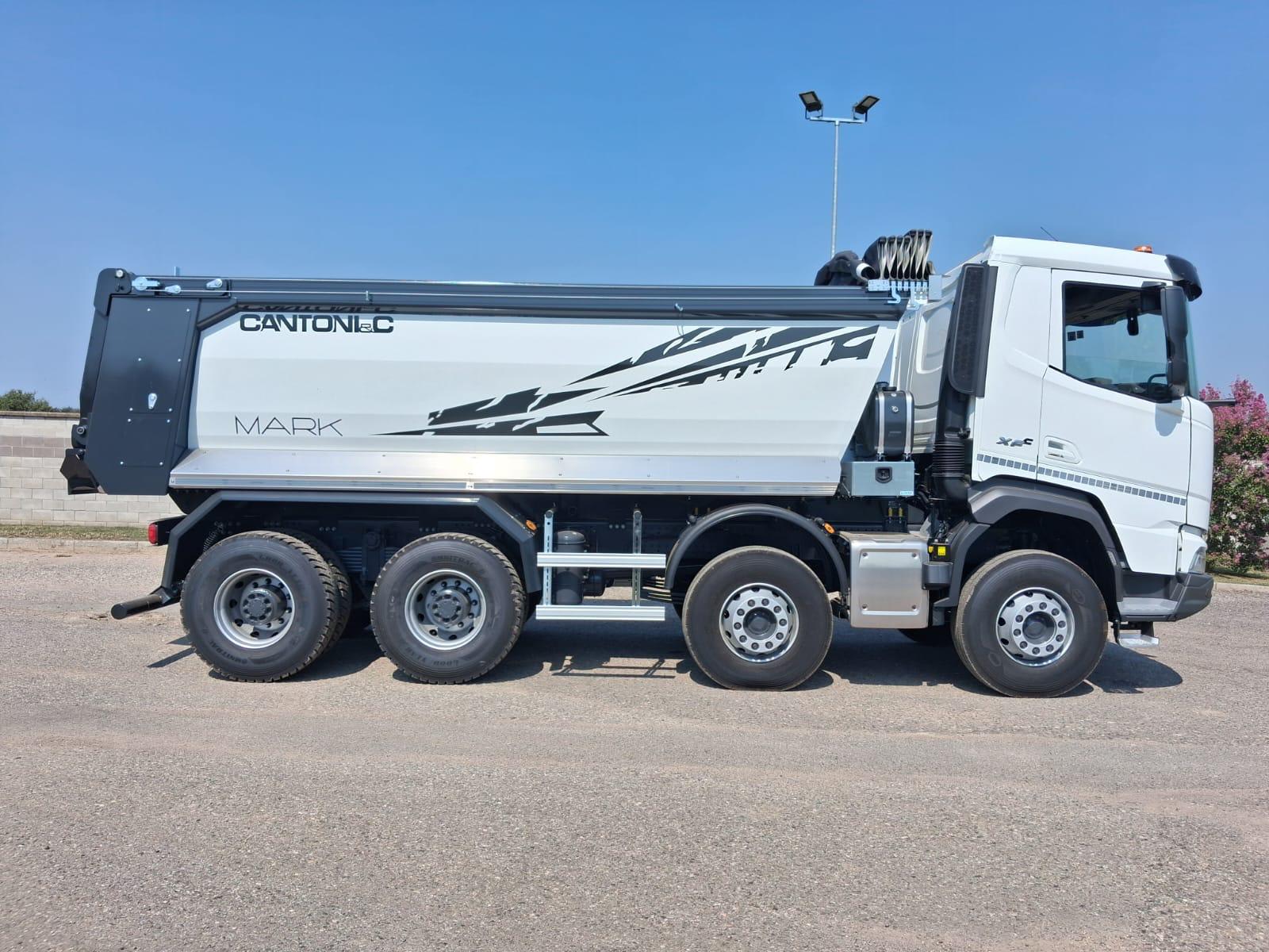 DAF XF 480 FAD 8X4 D 1