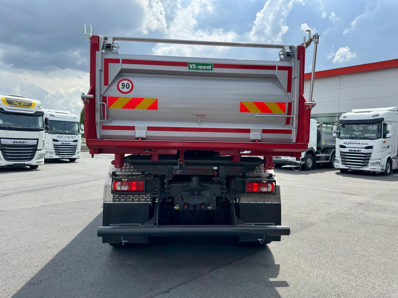 DAF XF 530 FAD 8X4 D 0