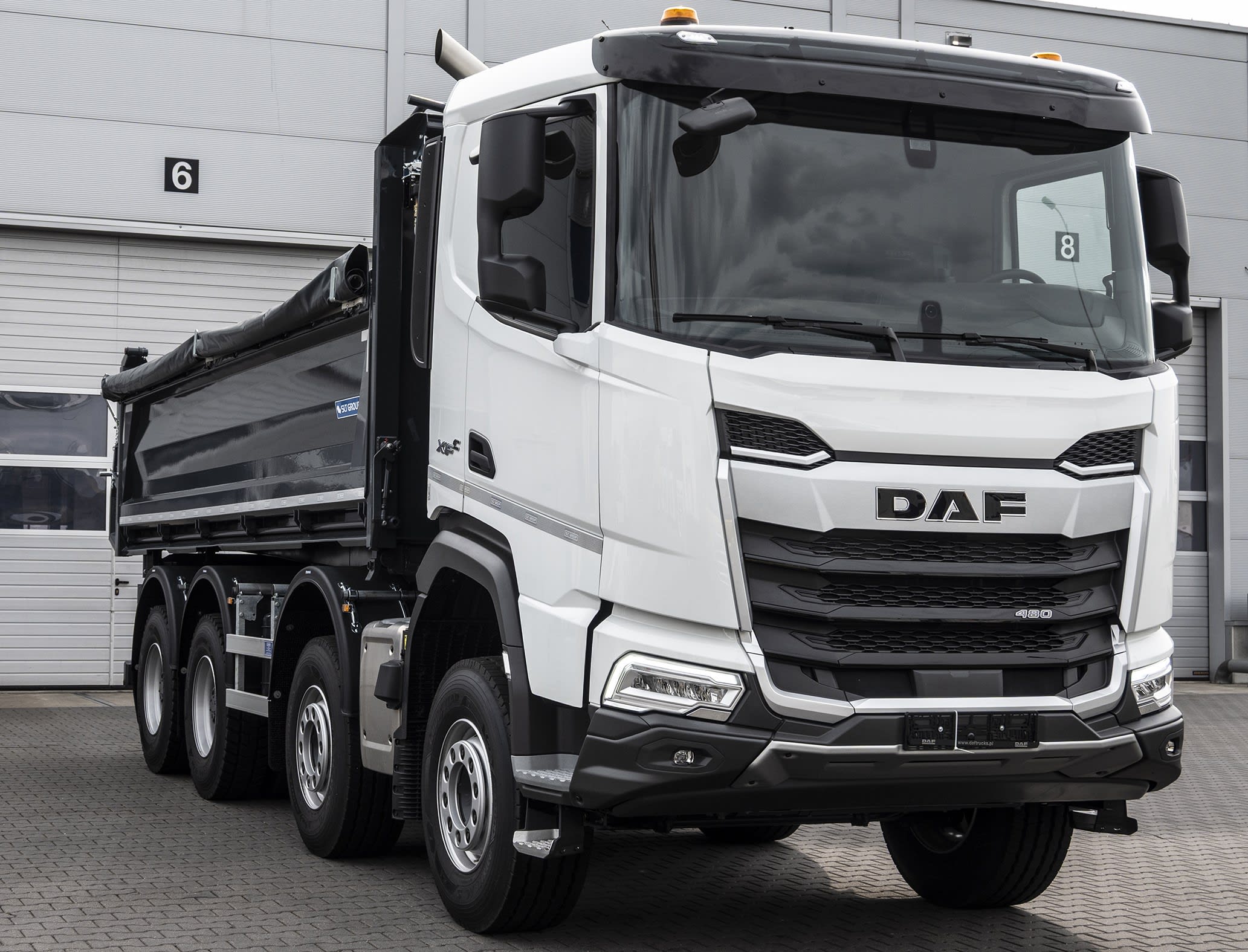 DAF XF 480 FAD 8X4 D 0