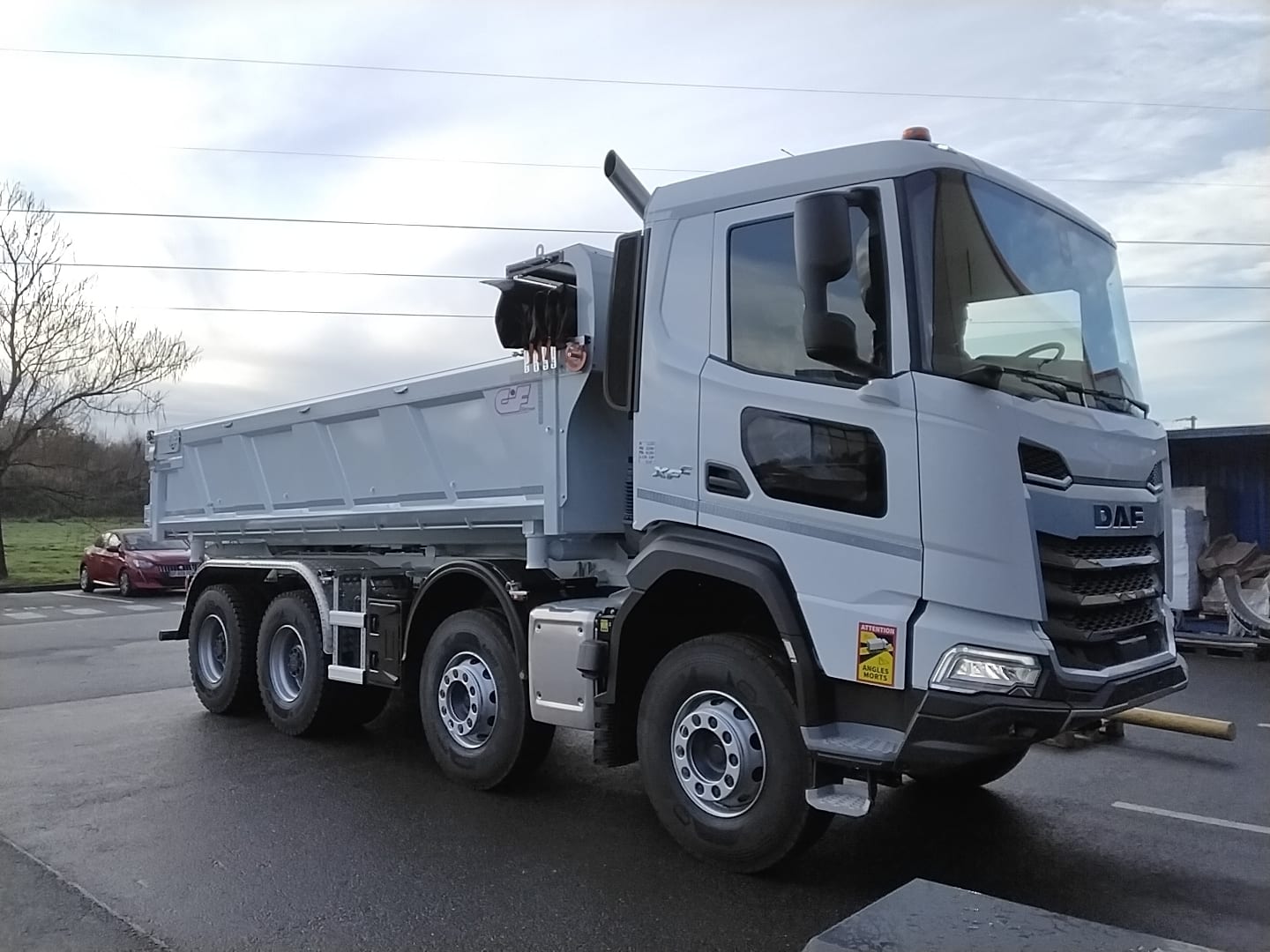 DAF XF 480 FAD 8X4 D 0