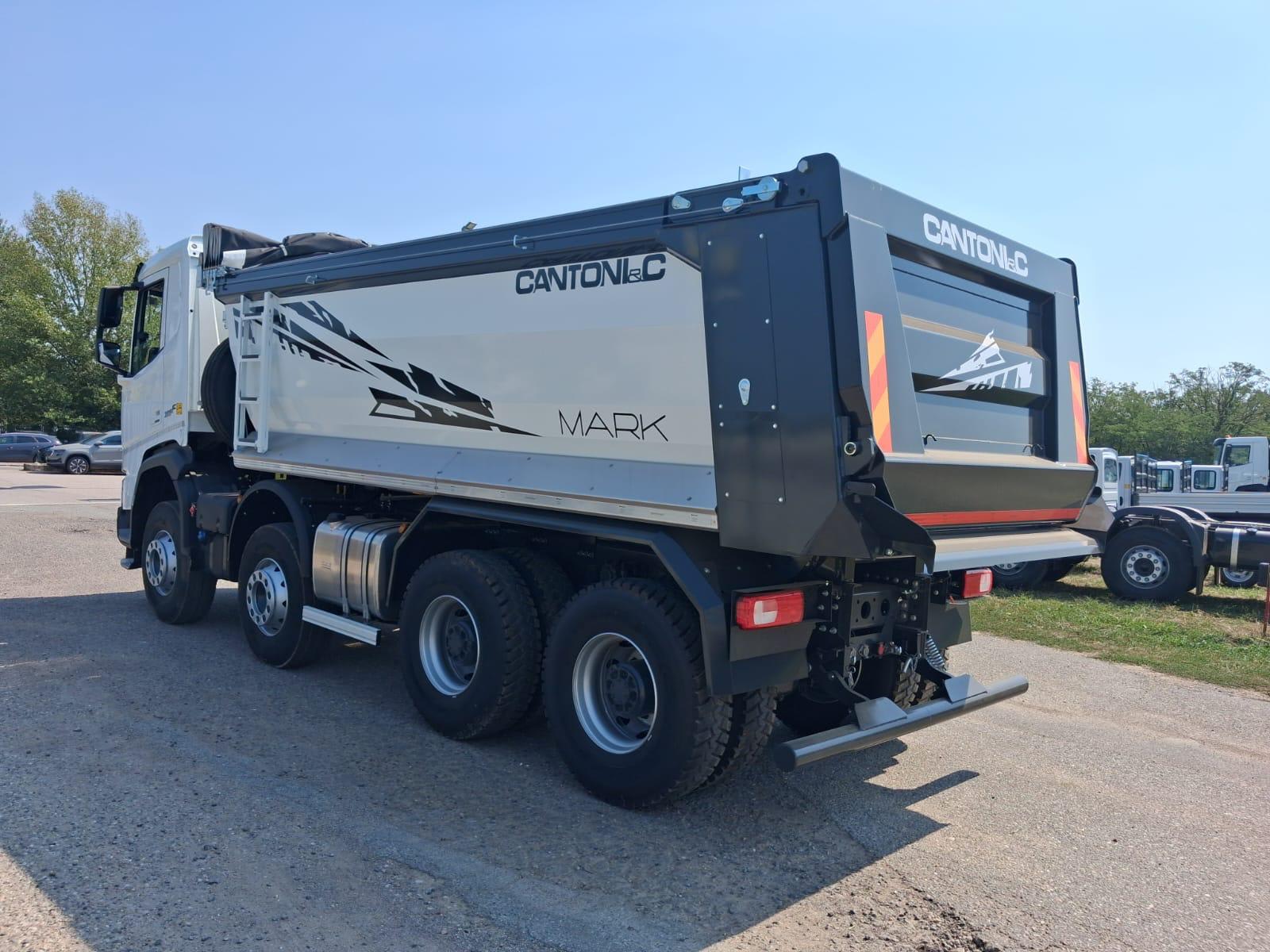 DAF XF 480 FAD 8X4 D 4