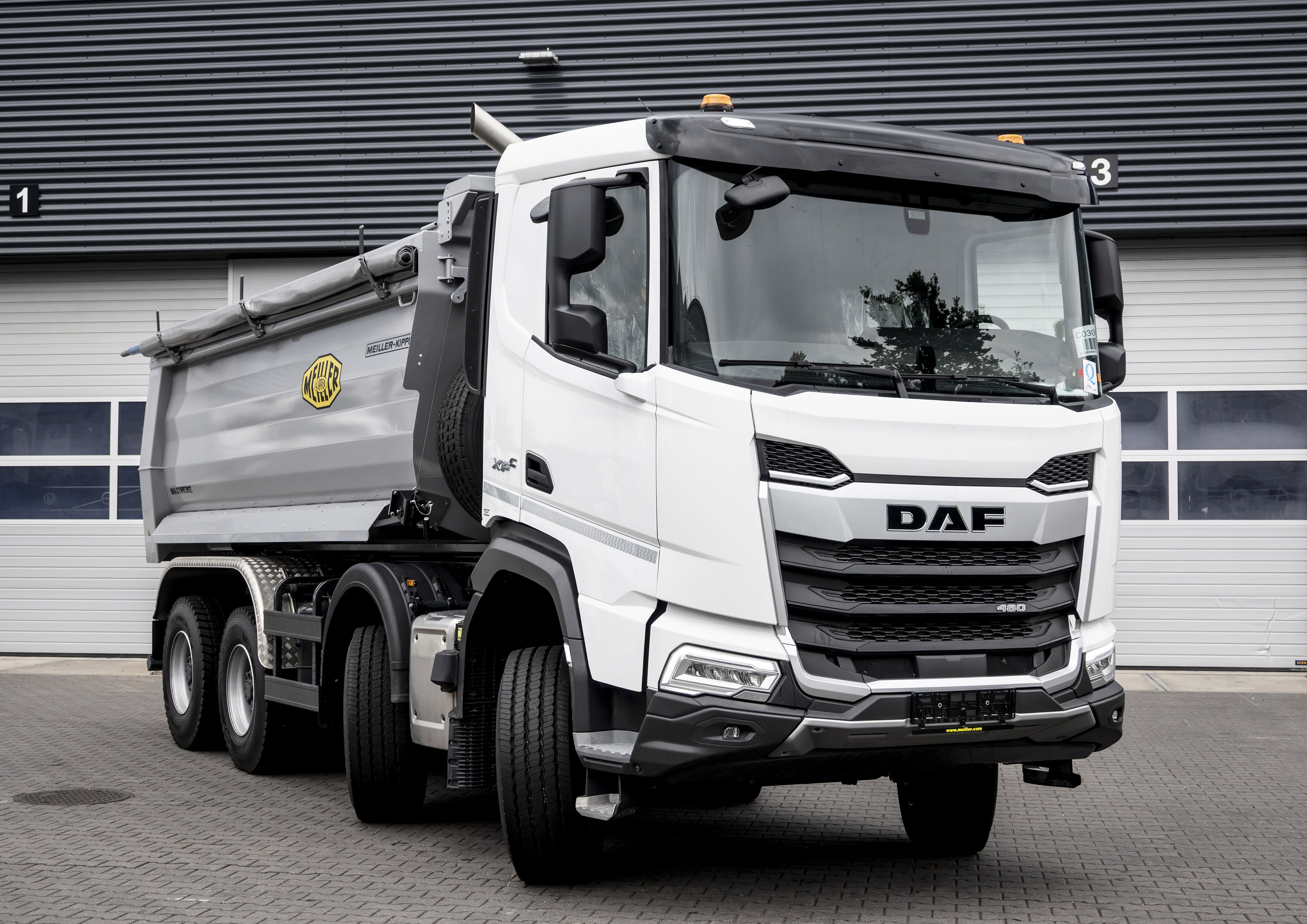 DAF XF 480 FAD 8X4 D 0