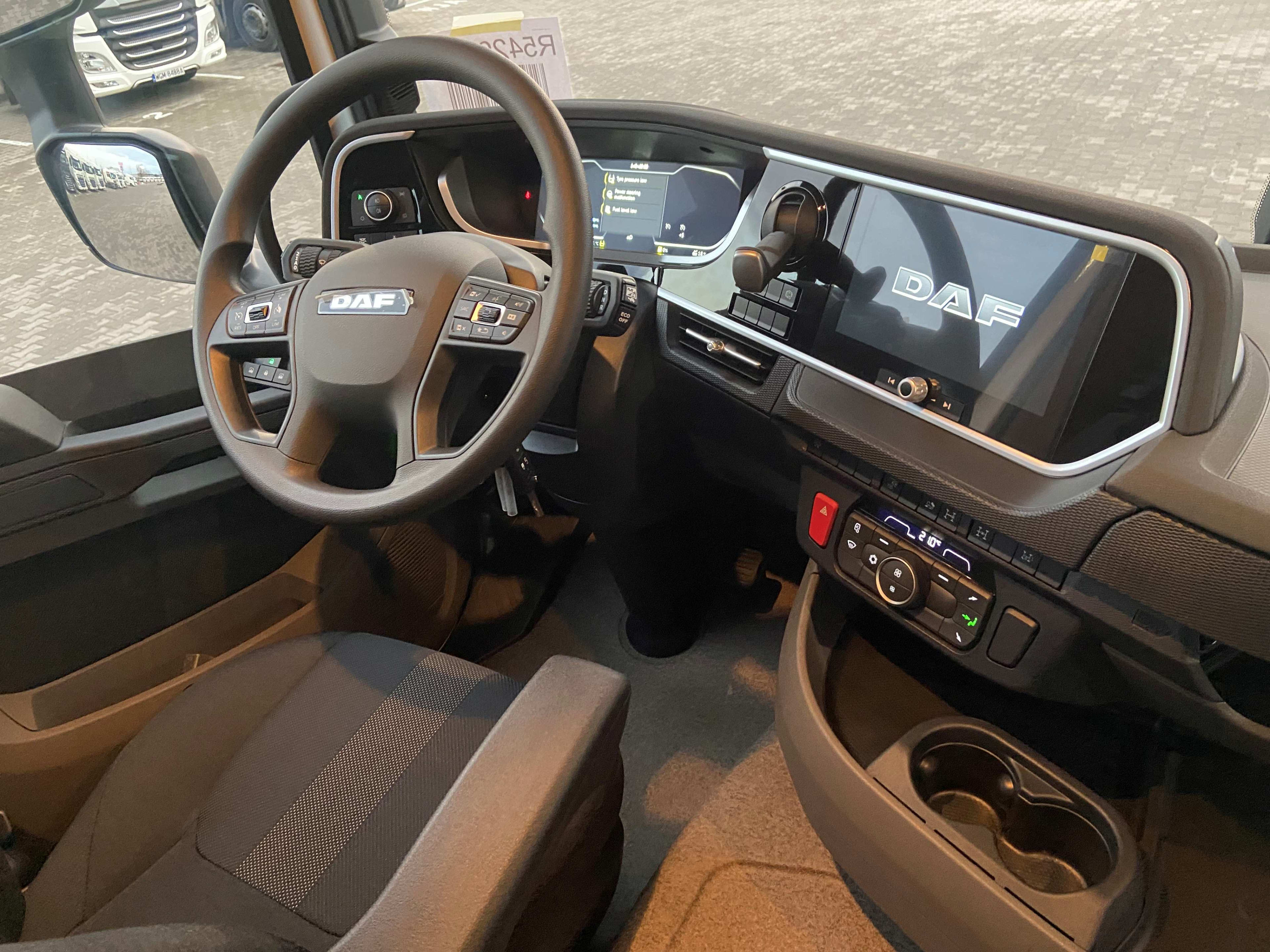 DAF XF 480 FAD 8X4 D 0