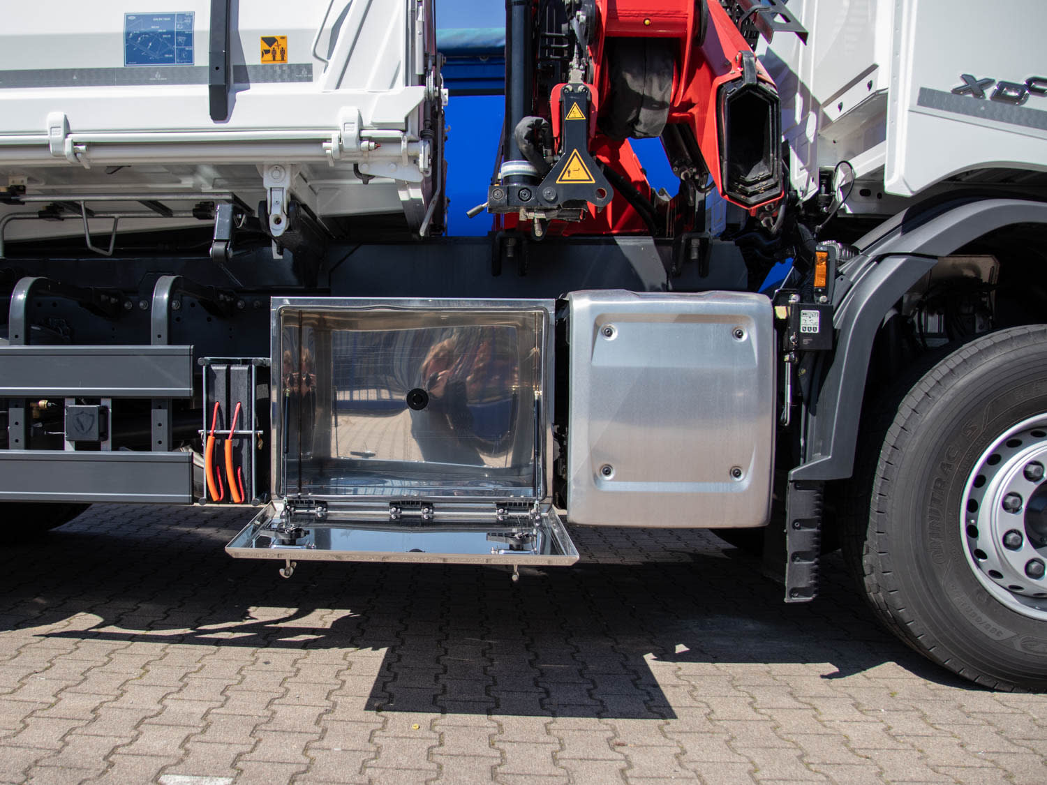 DAF XD 370 FA 4X2 26