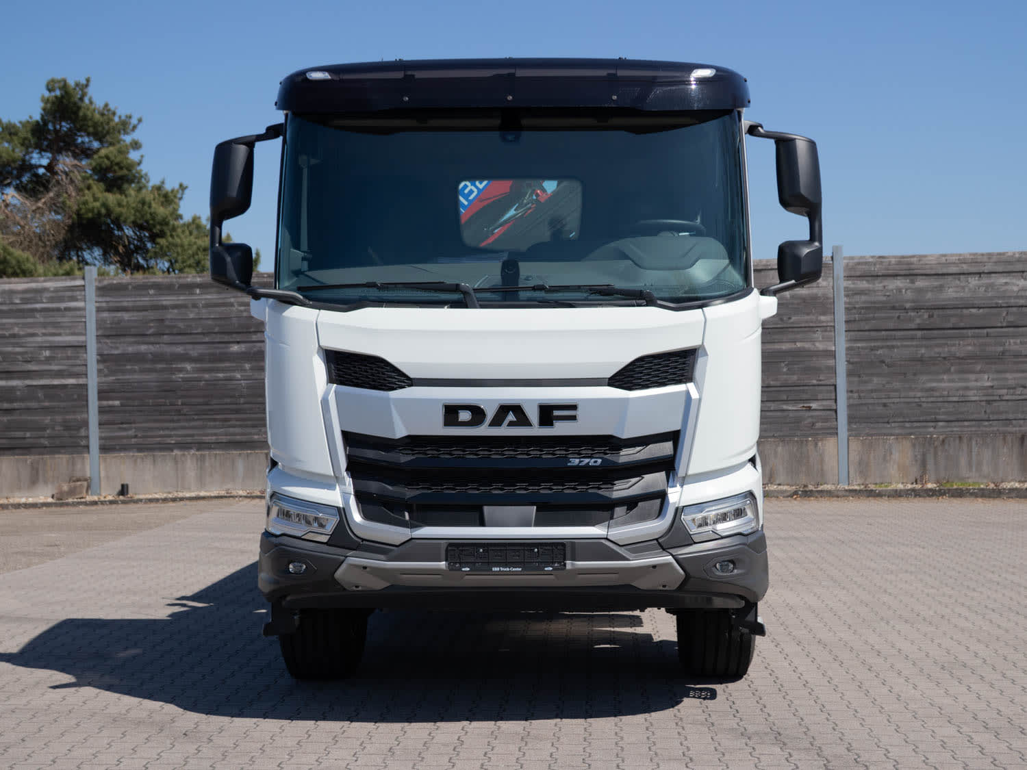 DAF XD 370 FA 4X2 0