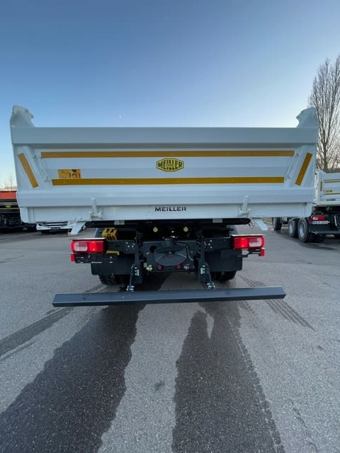 DAF XD 370 FA 4X2 22