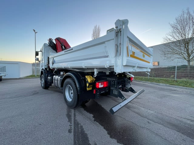 DAF XD 370 FA 4X2 21