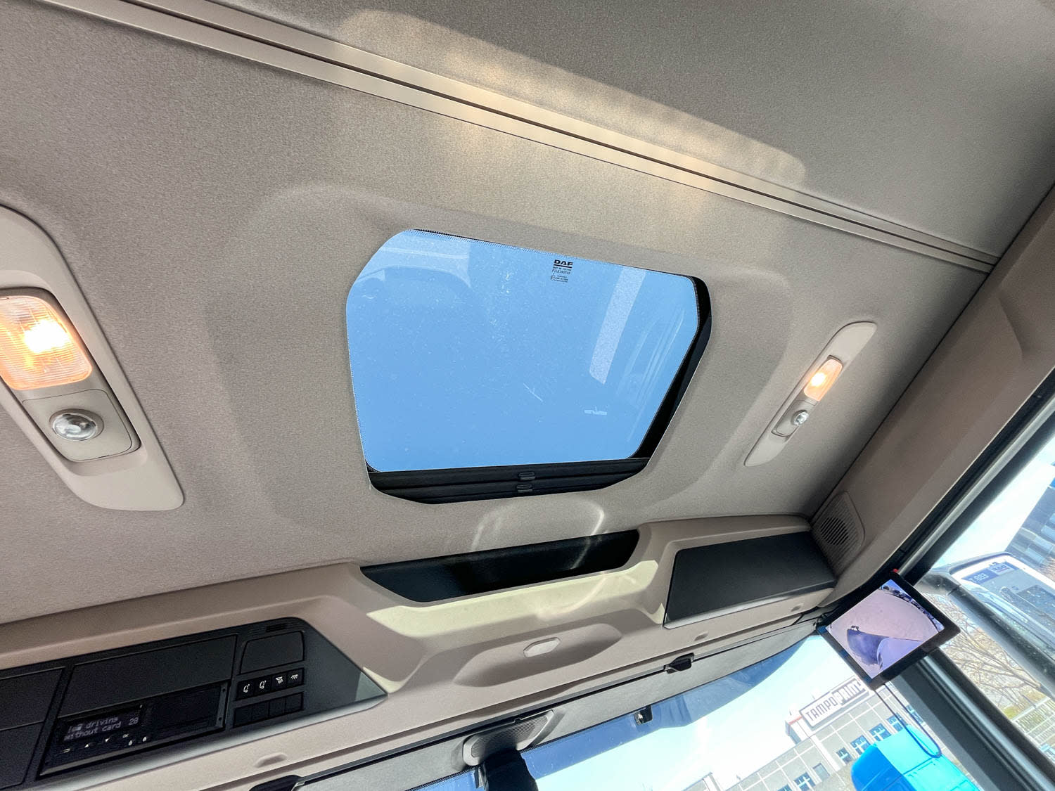 DAF XD 410 FA 4X2 12