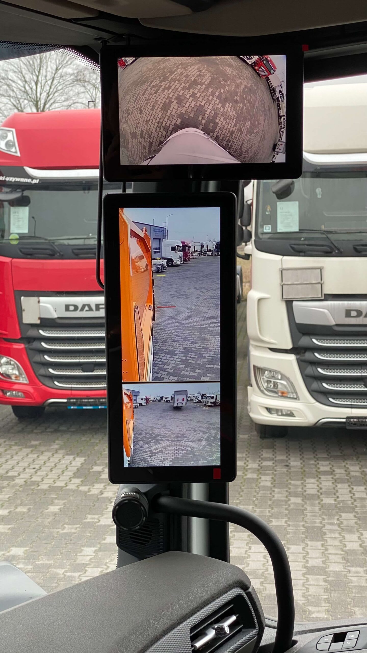 DAF XD 300 FA 4X2 10