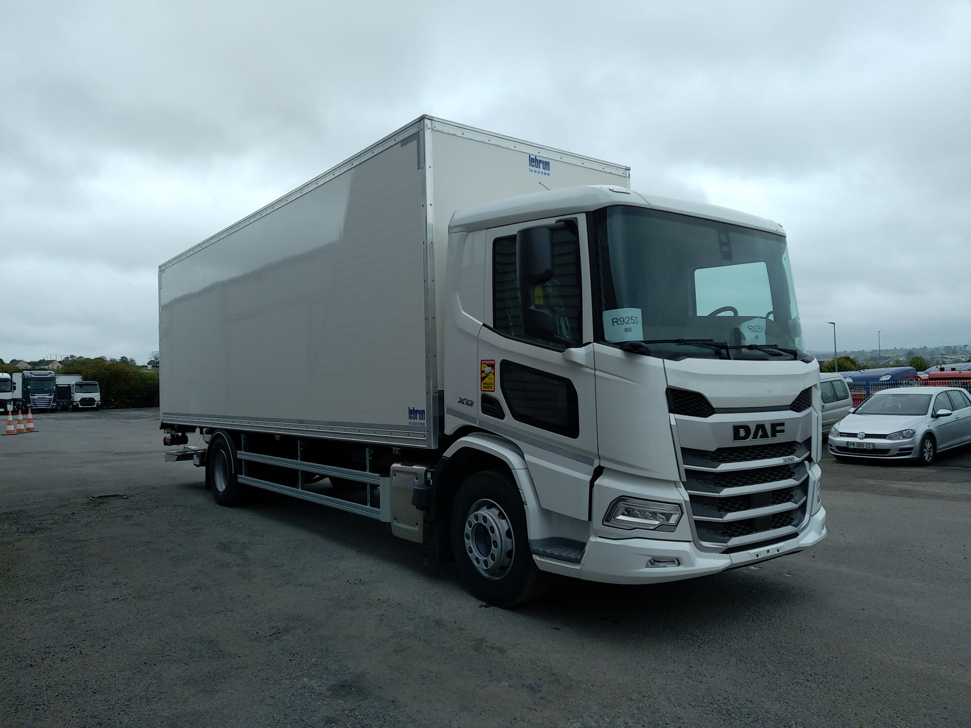 DAF XD 370 FA 4X2 0