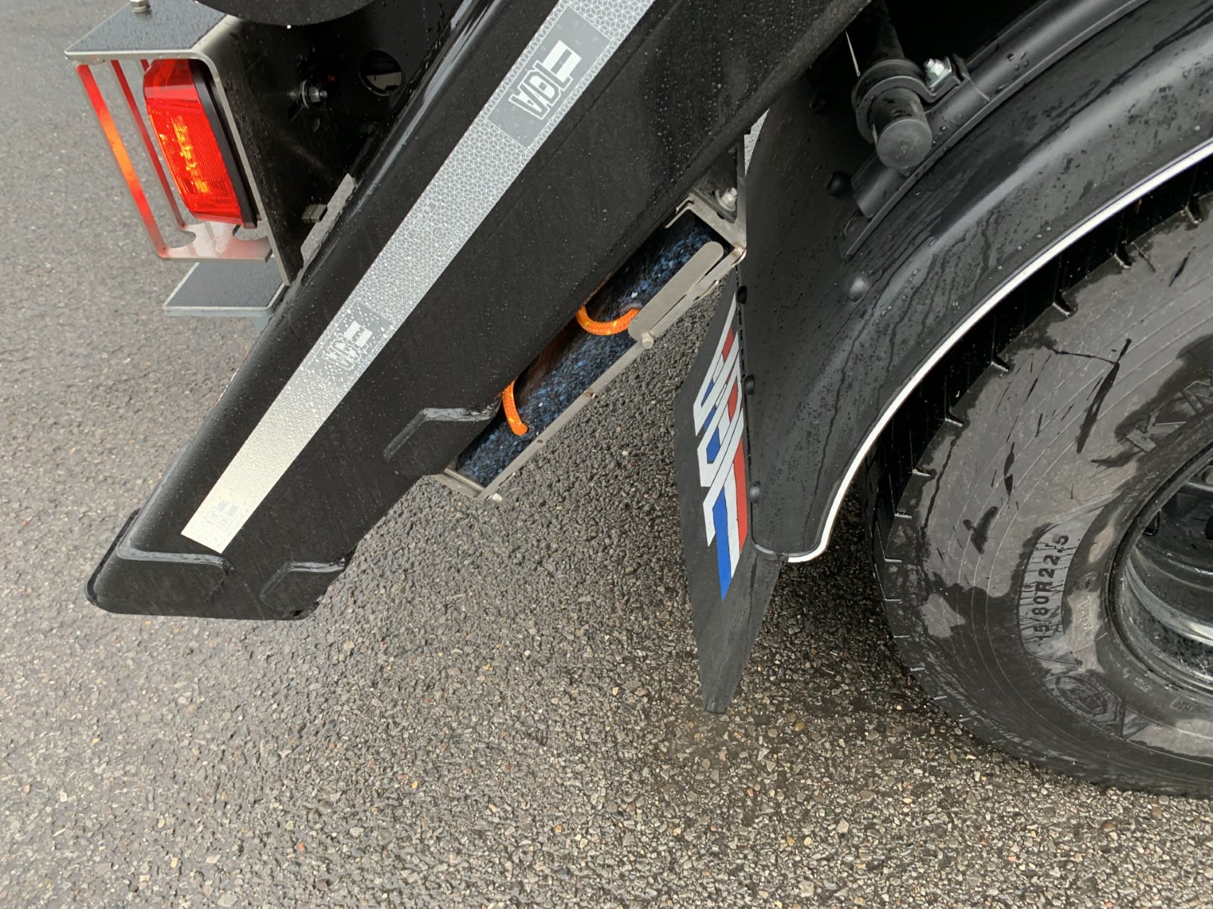 DAF XD 410 FA 4X2 12