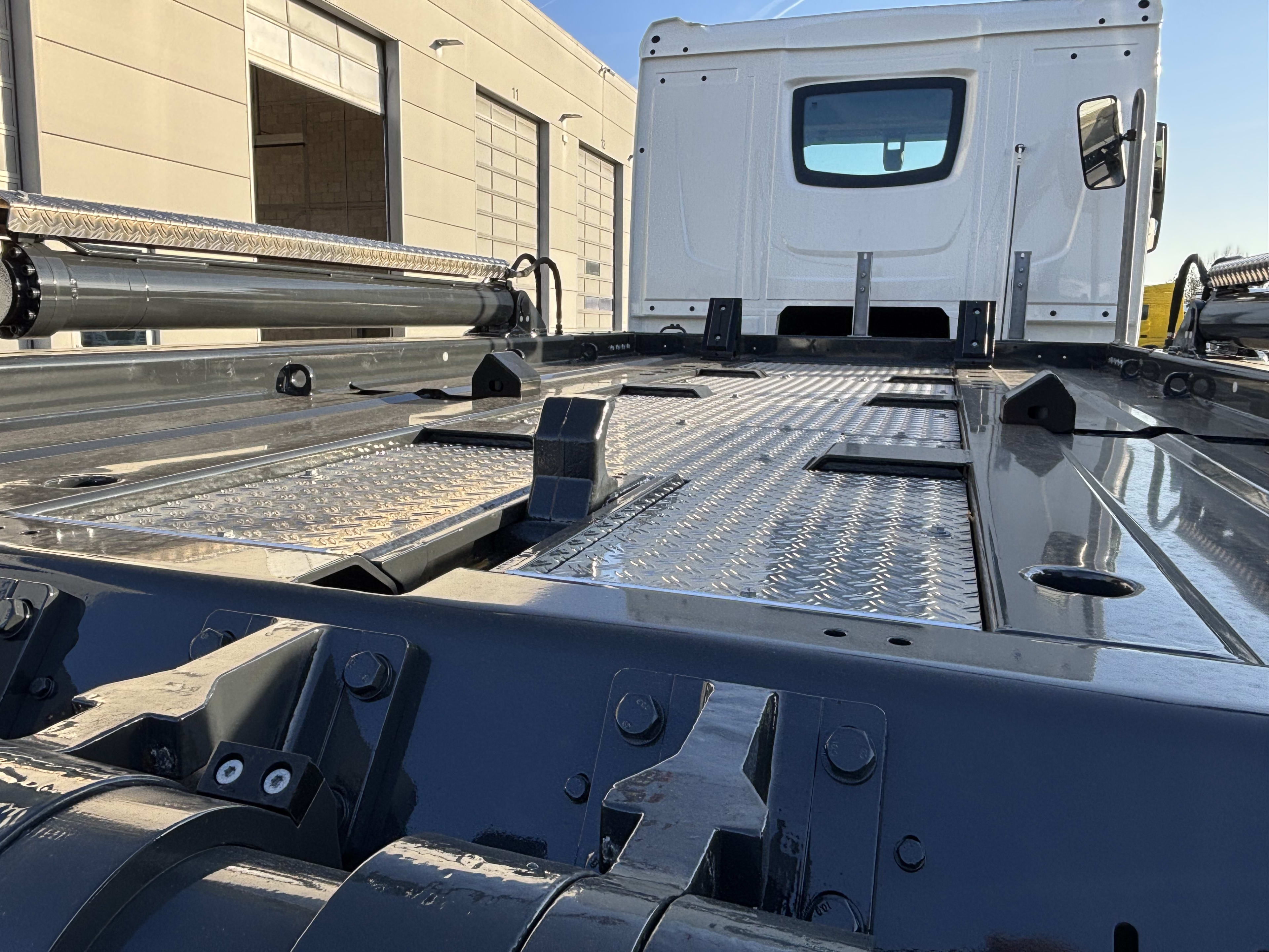 DAF XD 450 FA 4X2 12