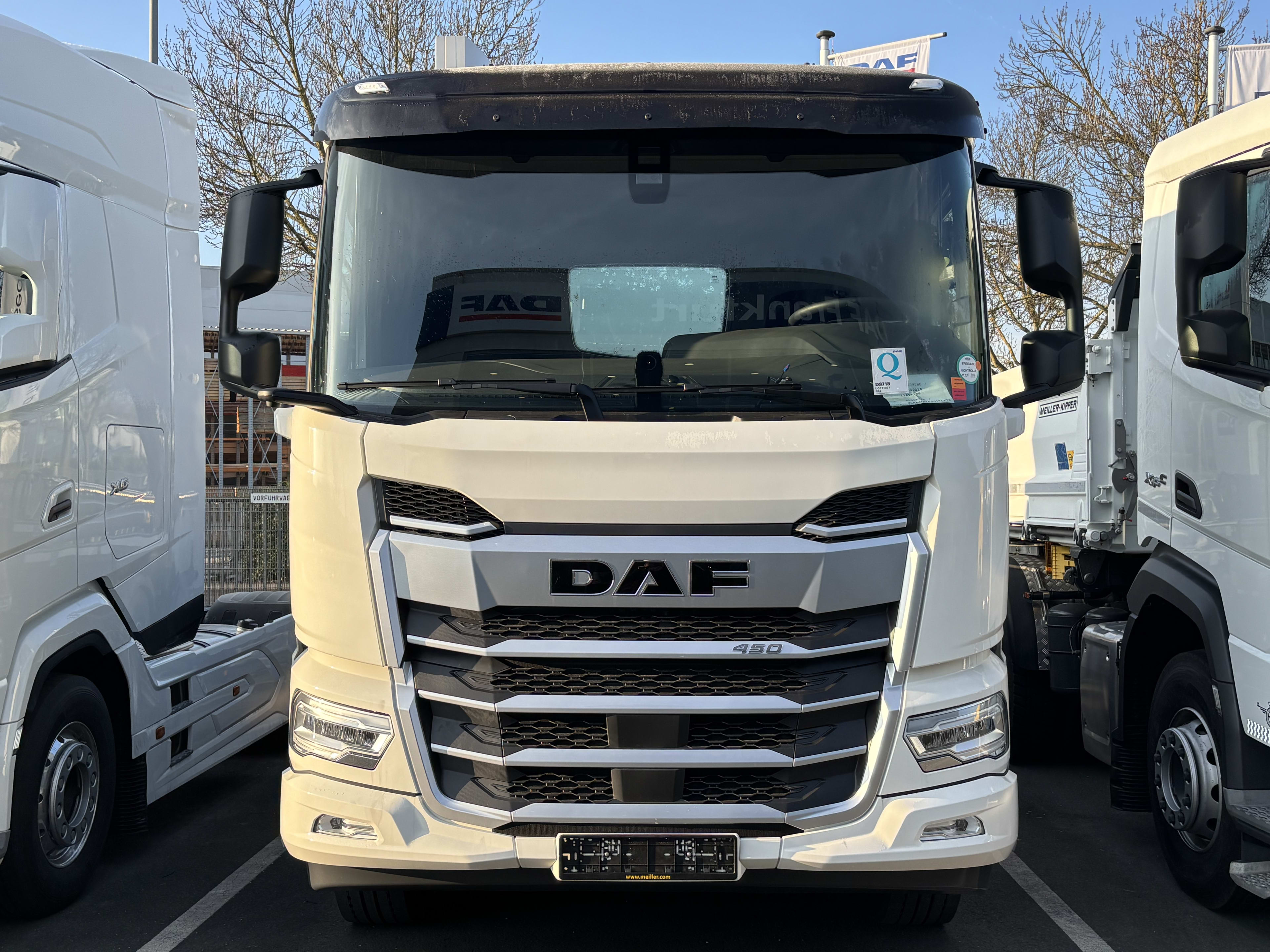 DAF XD 450 FA 4X2 26