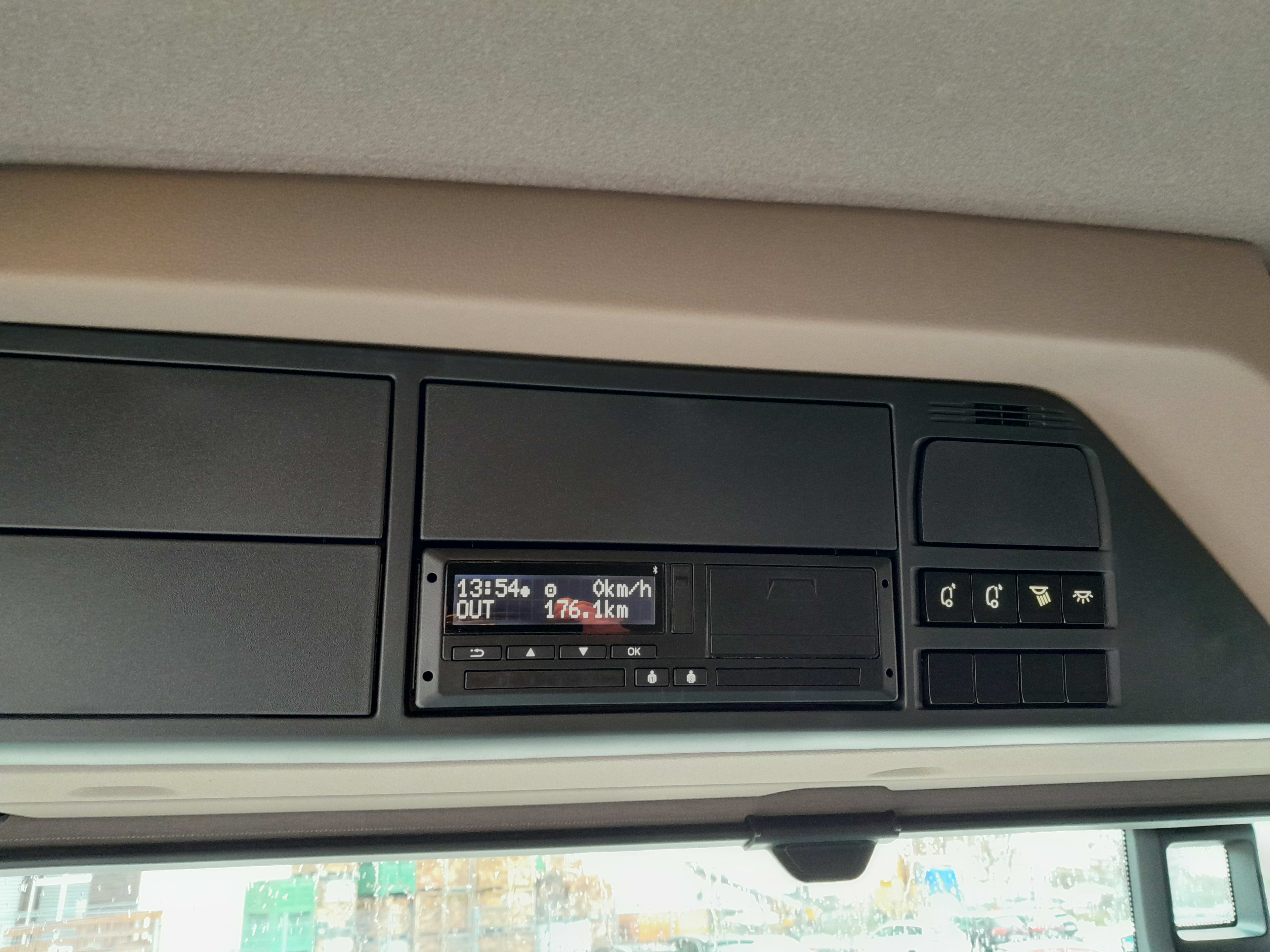 DAF XD 370 FA 4X2 26