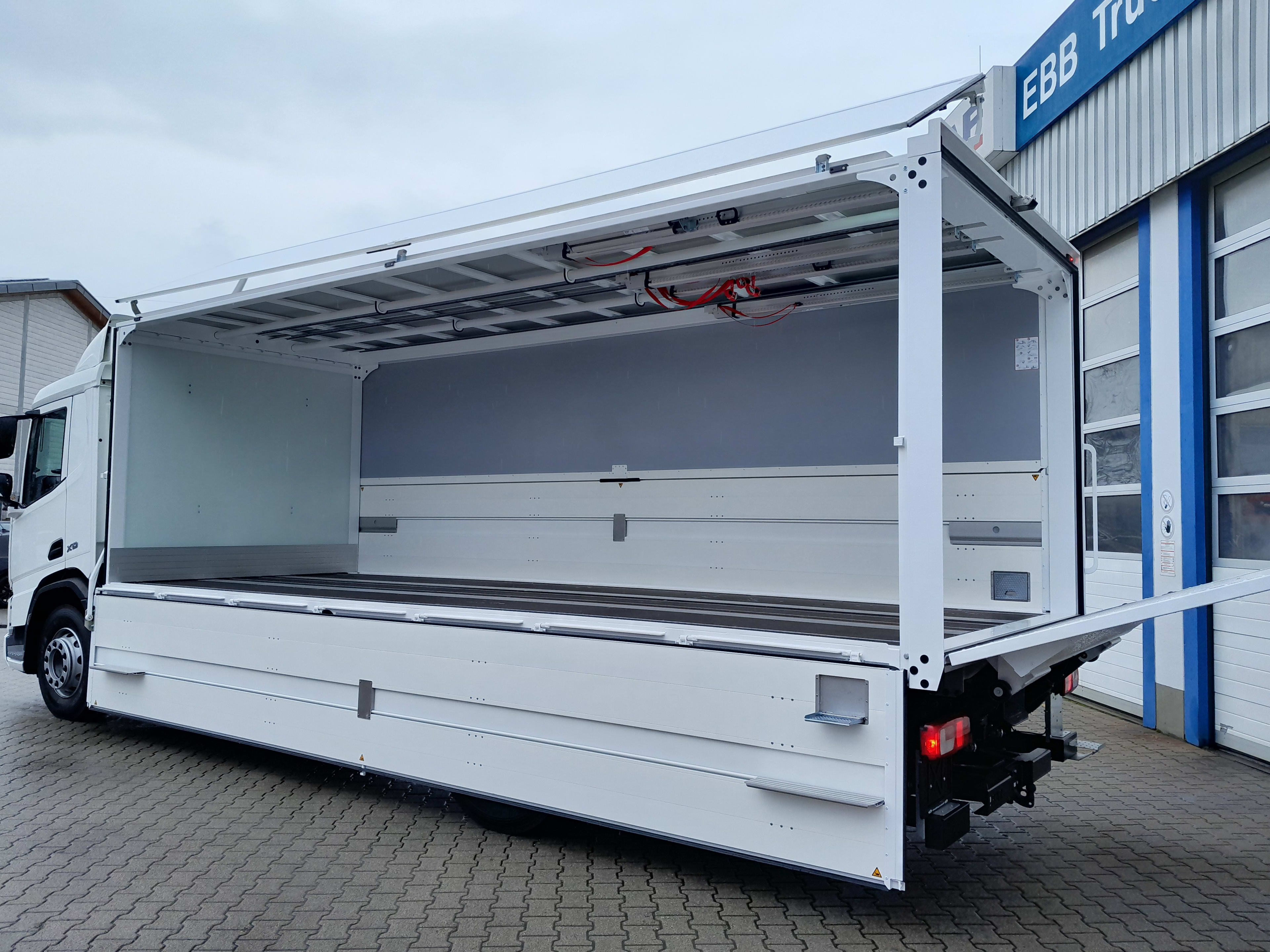 DAF XD 370 FA 4X2 41