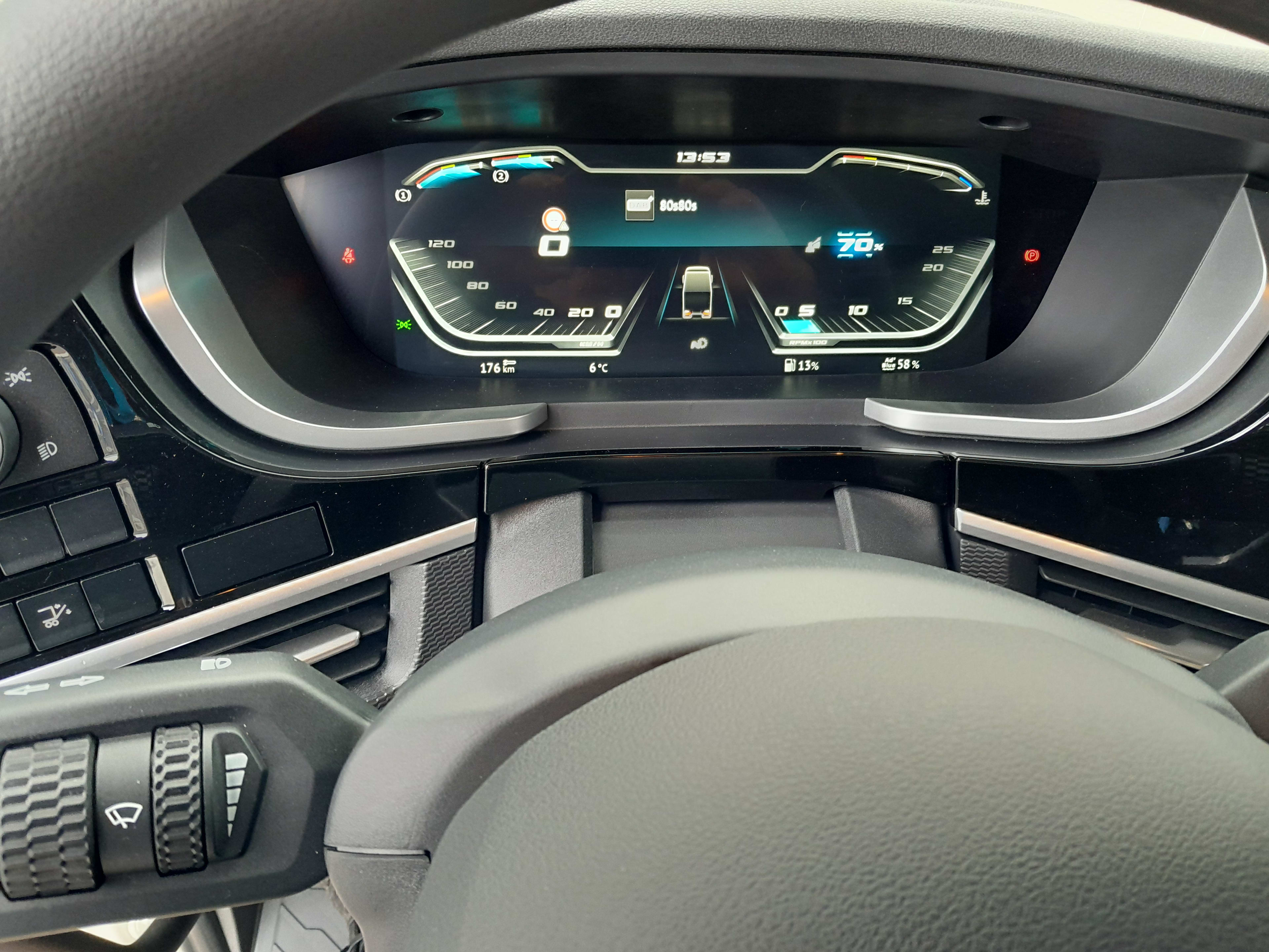 DAF XD 370 FA 4X2 31