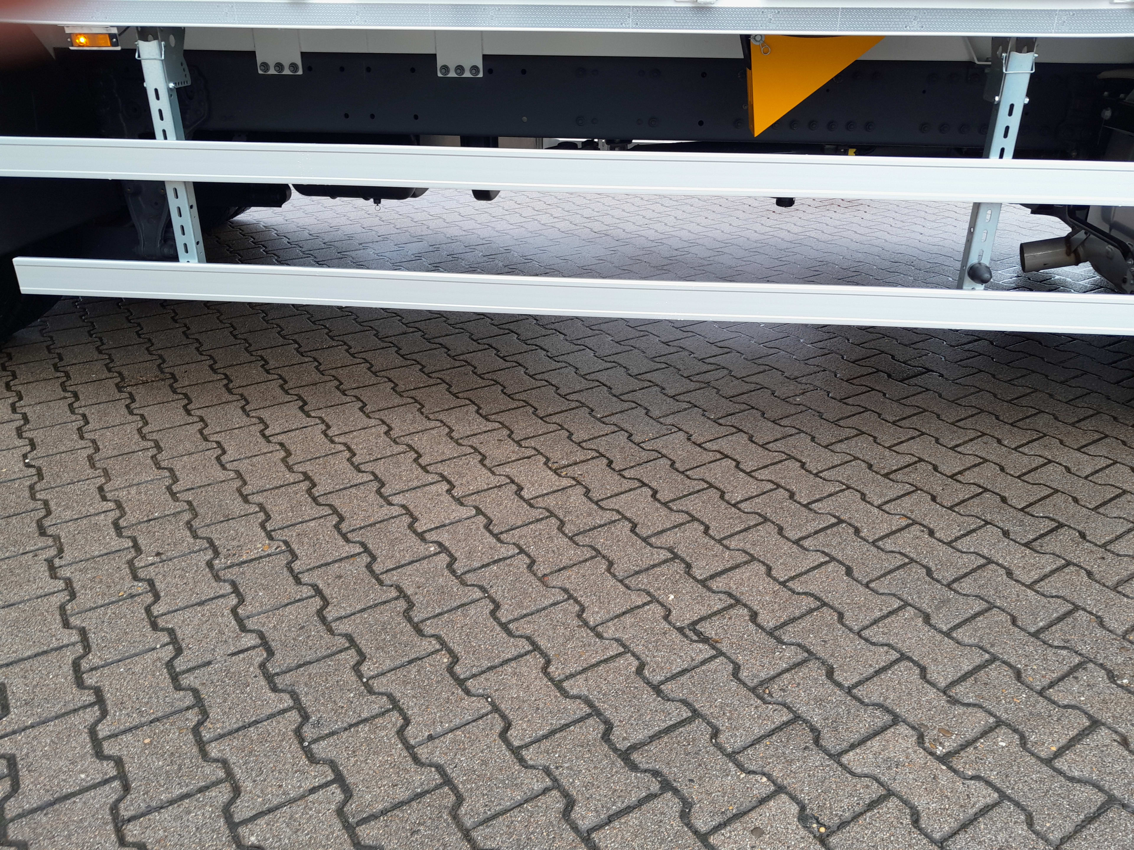 DAF XD 370 FA 4X2 58