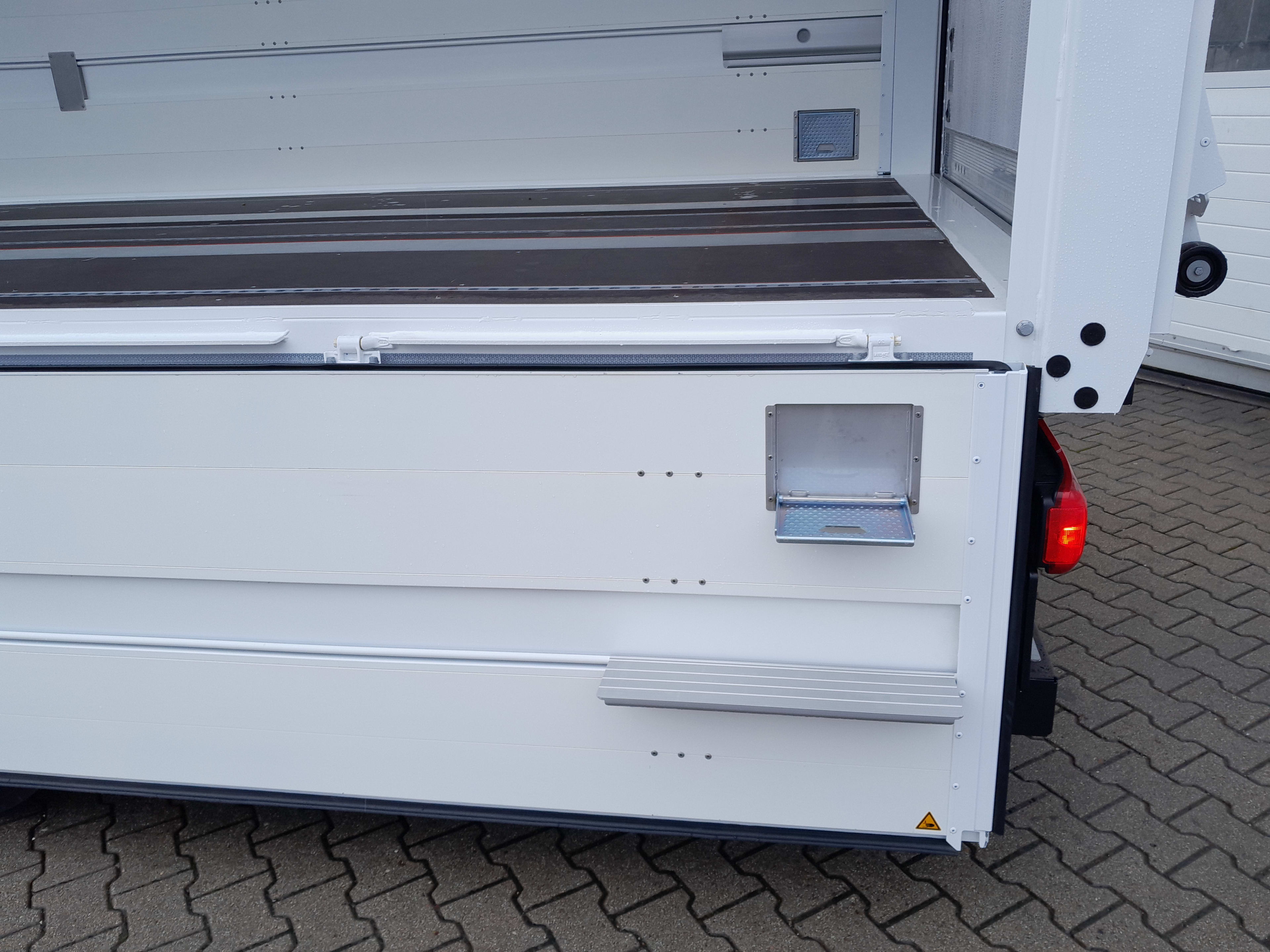 DAF XD 370 FA 4X2 47