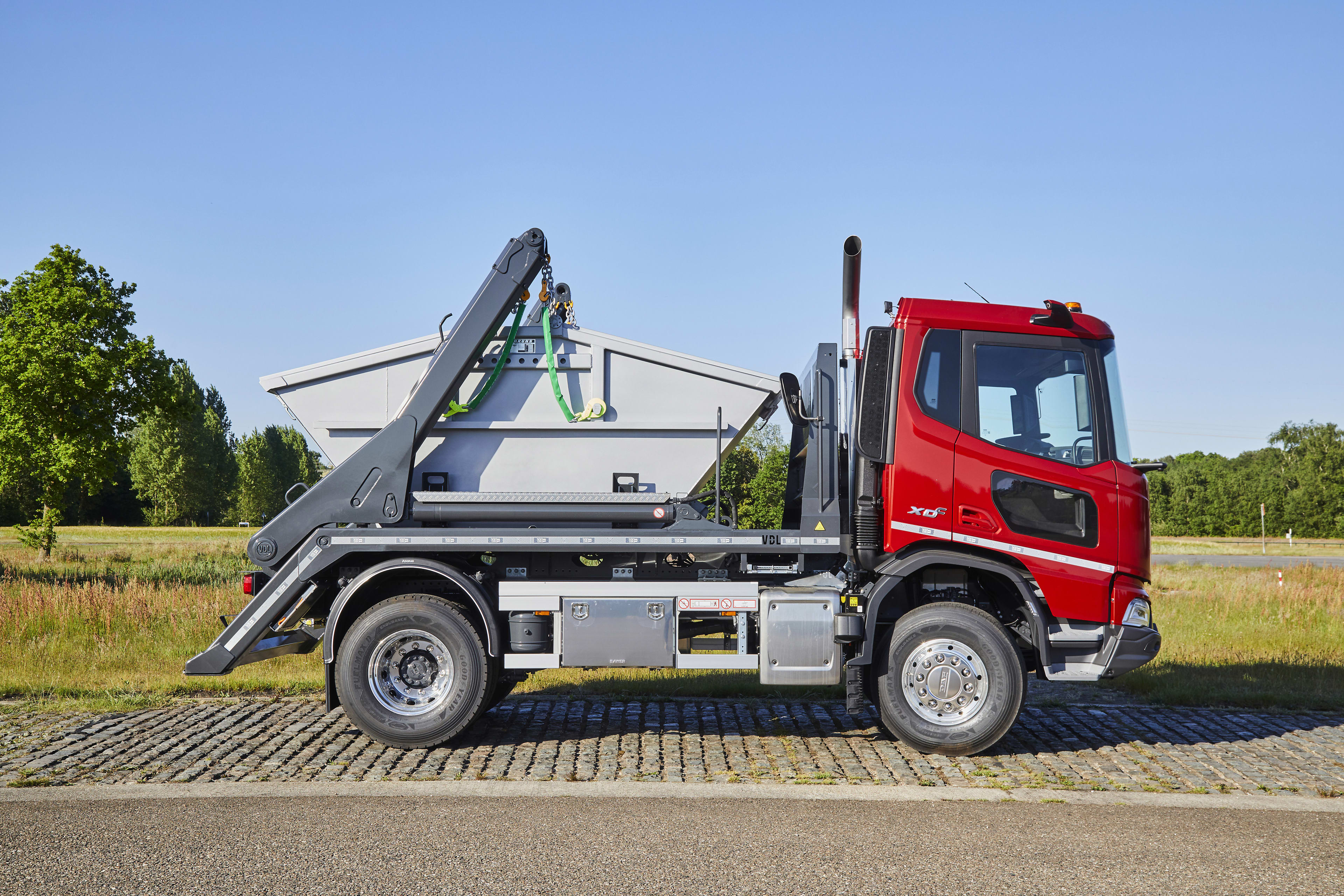 DAF XD 450 FA 4X2 1