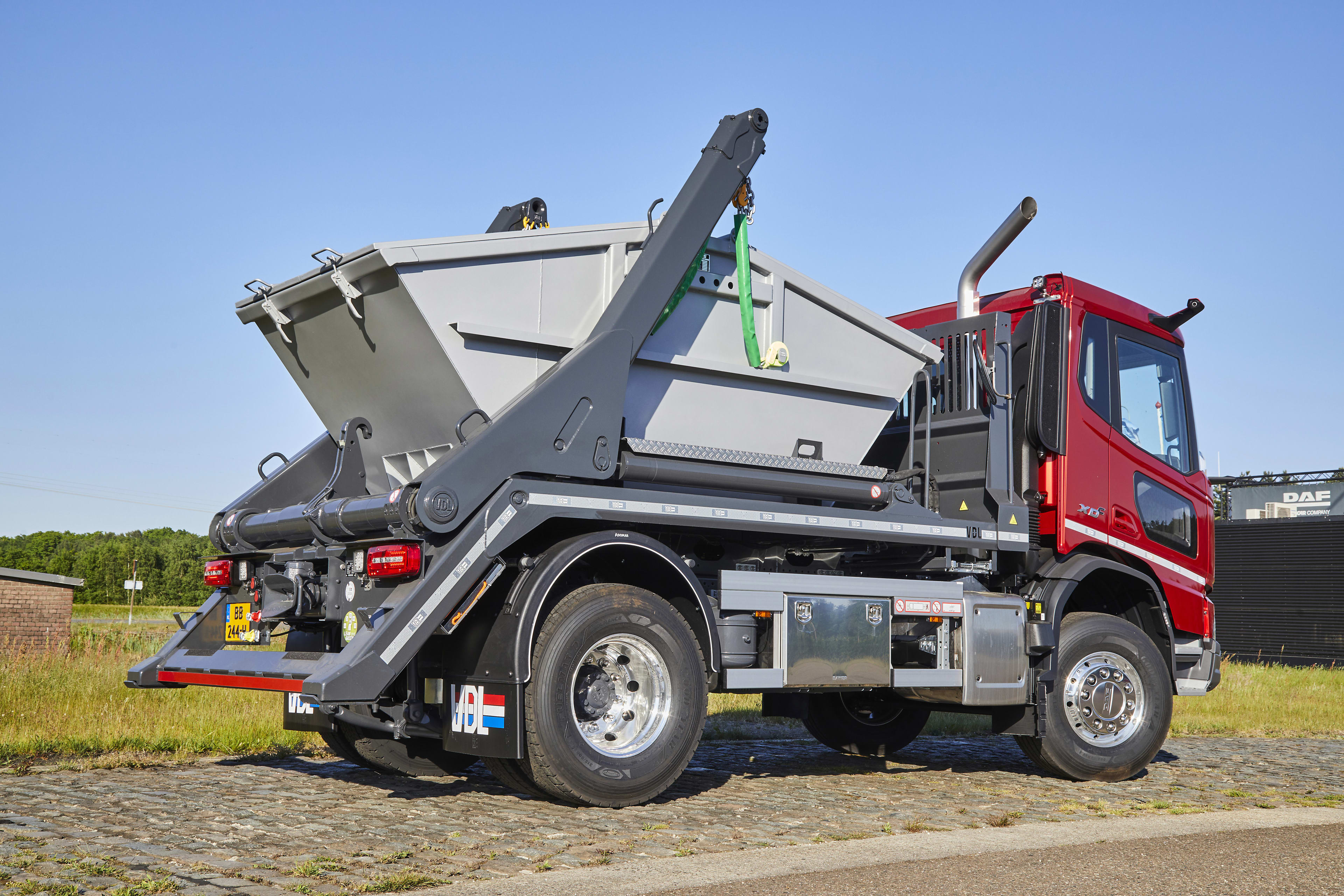 DAF XD 450 FA 4X2 2