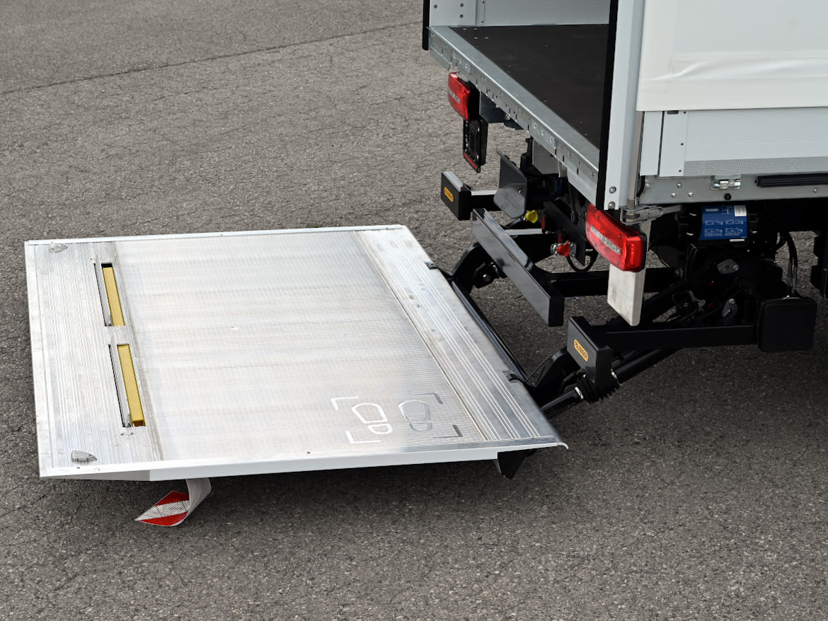 DAF XD 370 FA 4X2 6
