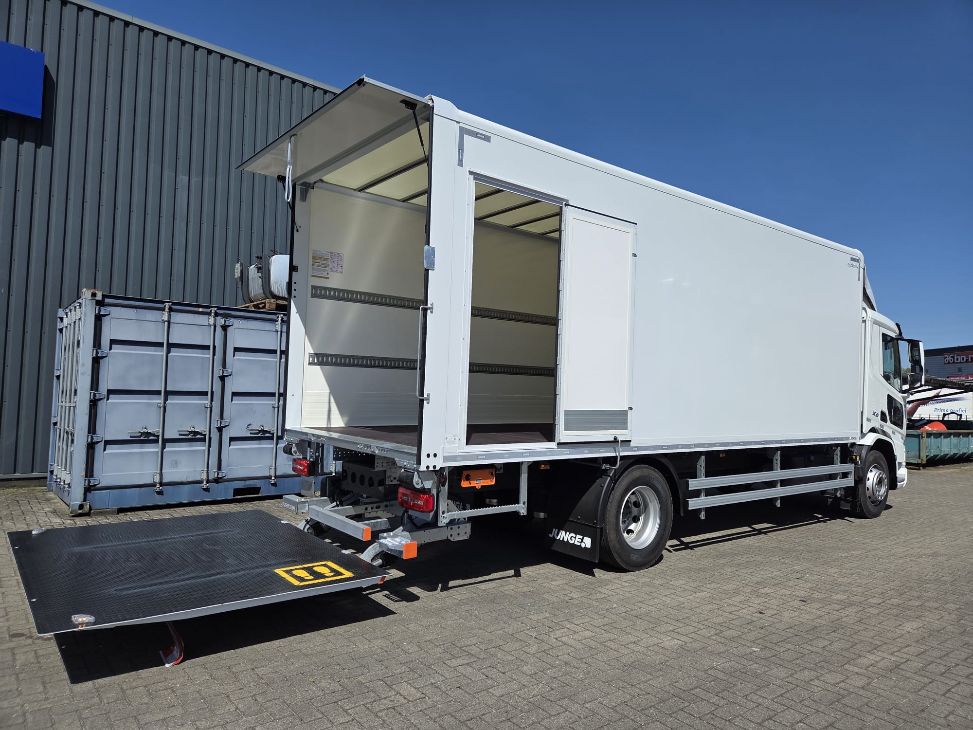 DAF XD 310 FA 4X2 0
