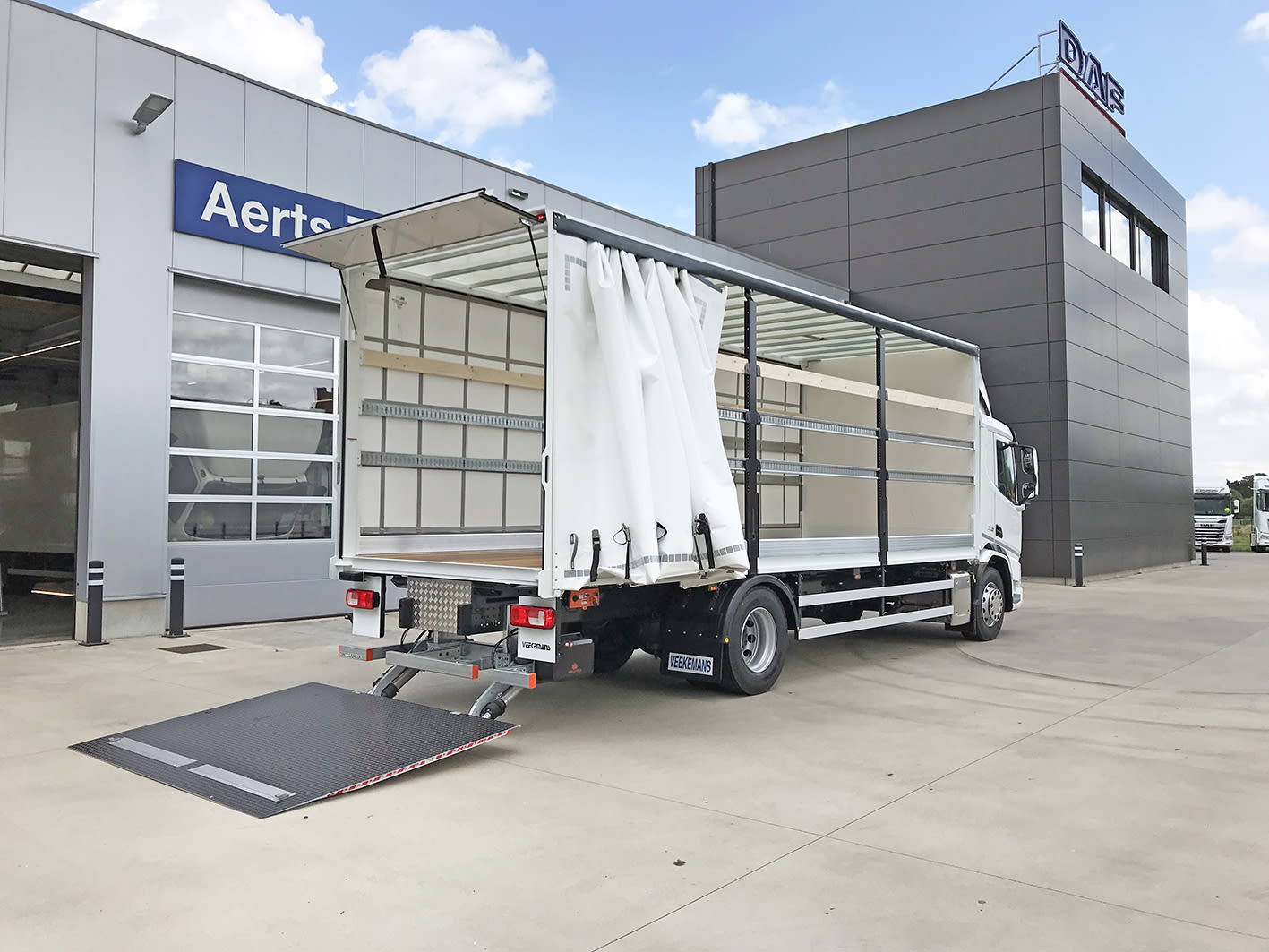 DAF XD 310 FA 4X2 0