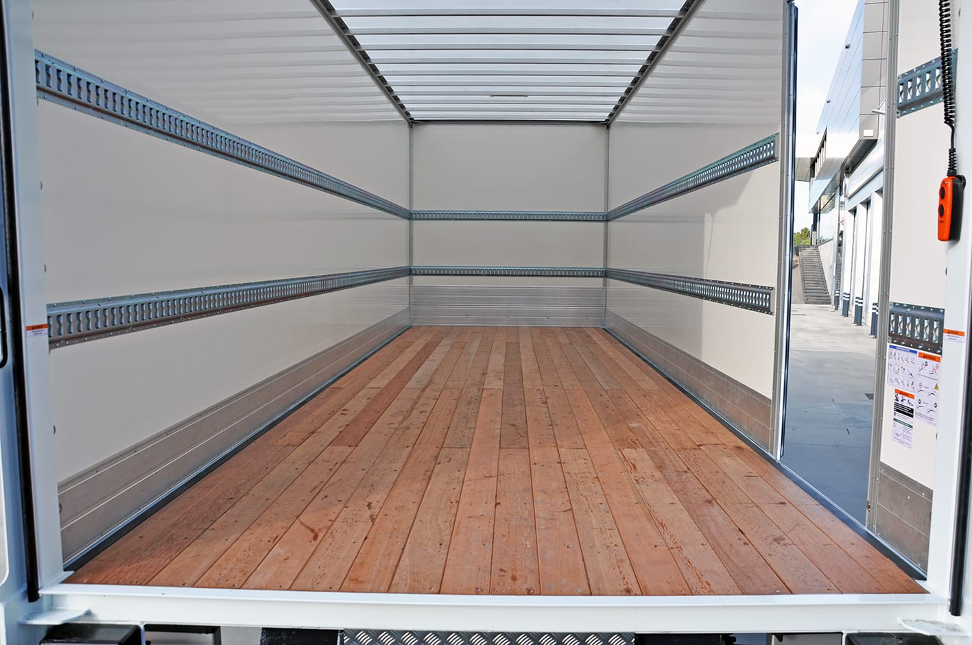 DAF XD 310 FA 4X2 4