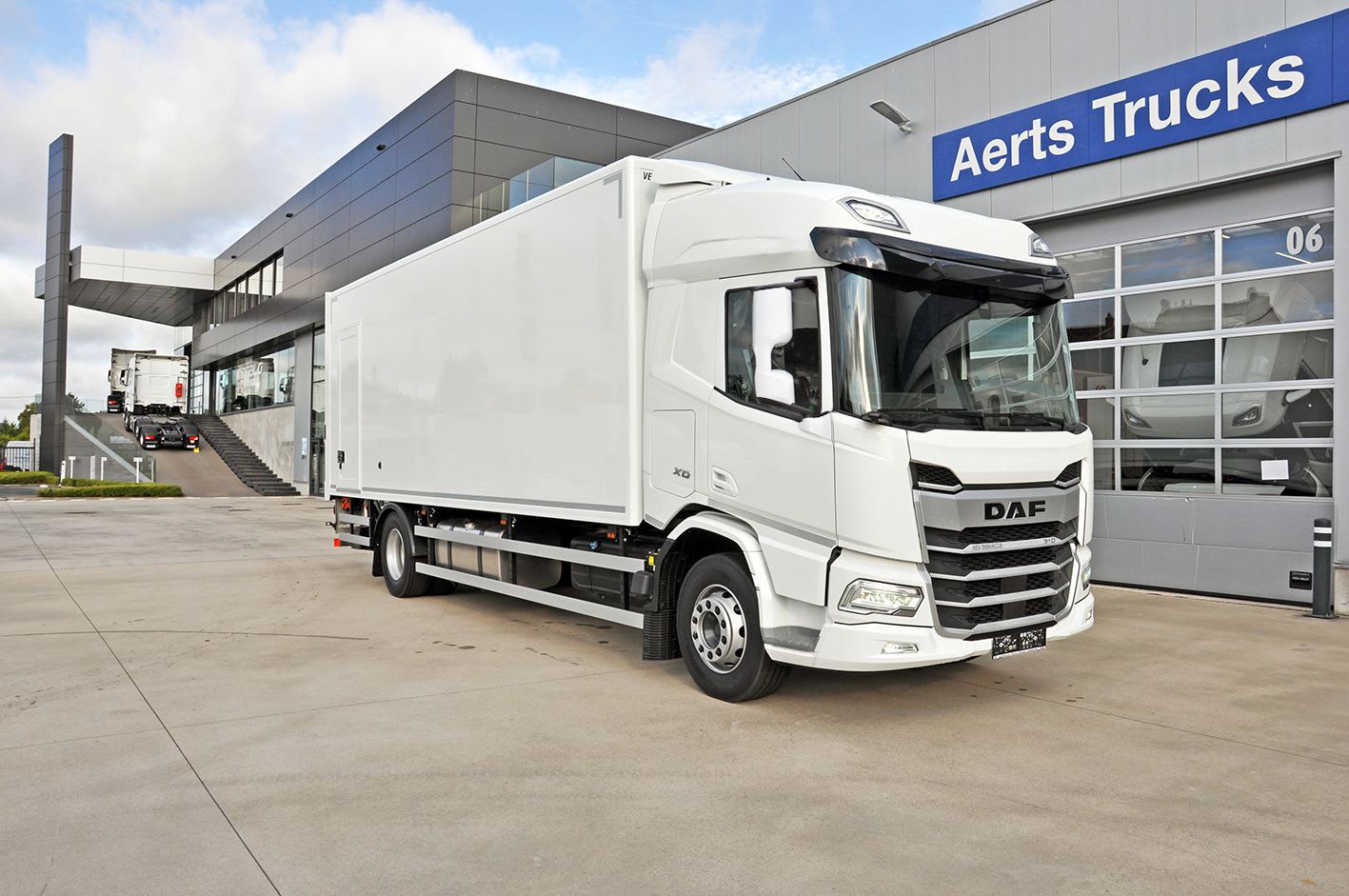 DAF XD 310 FA 4X2 7
