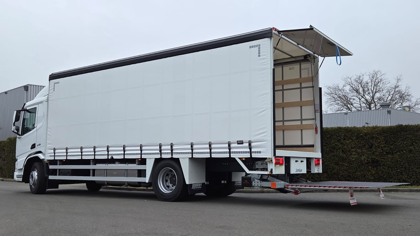 DAF XD 310 FA 4X2 0