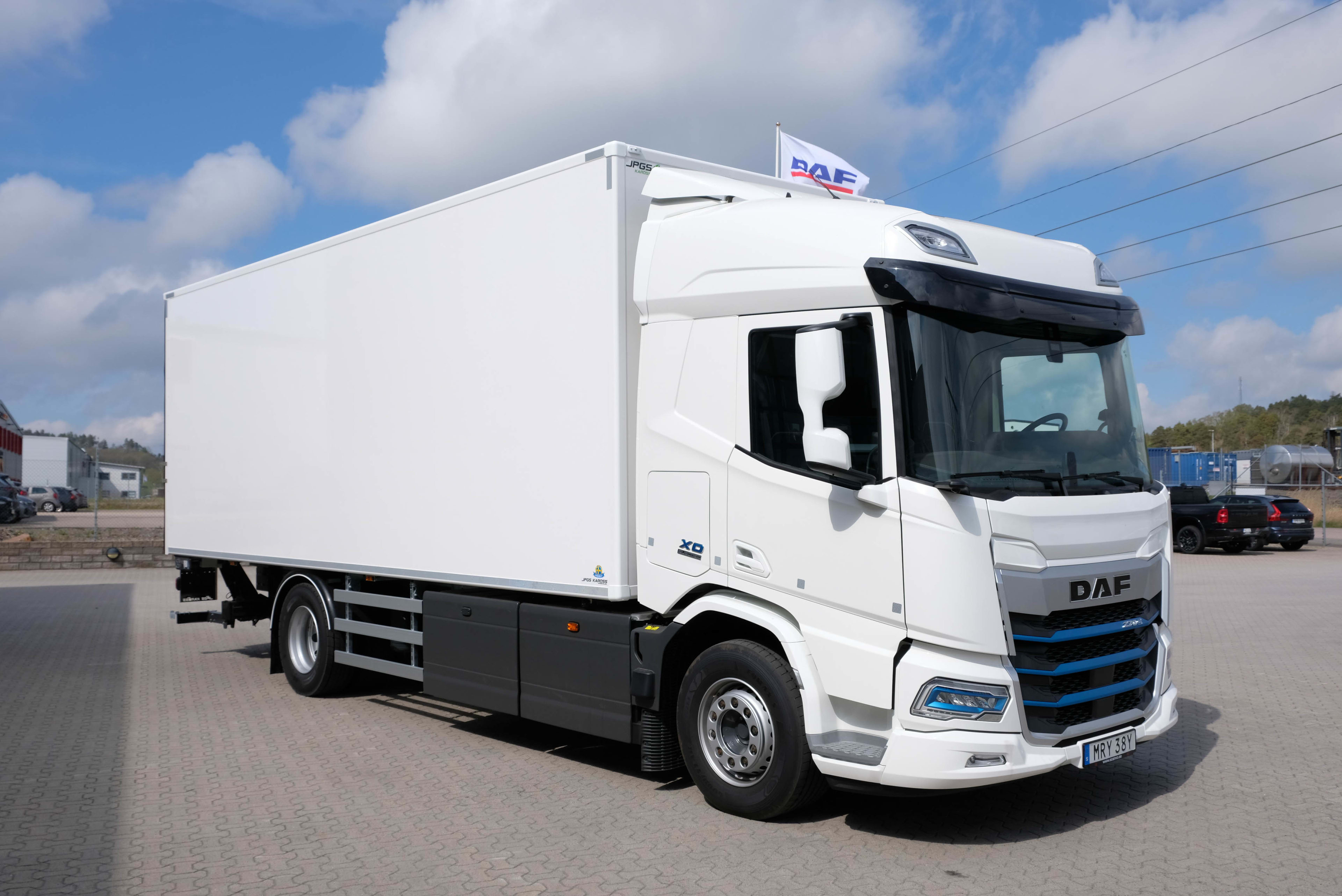DAF XD 270 FA 4X2 0