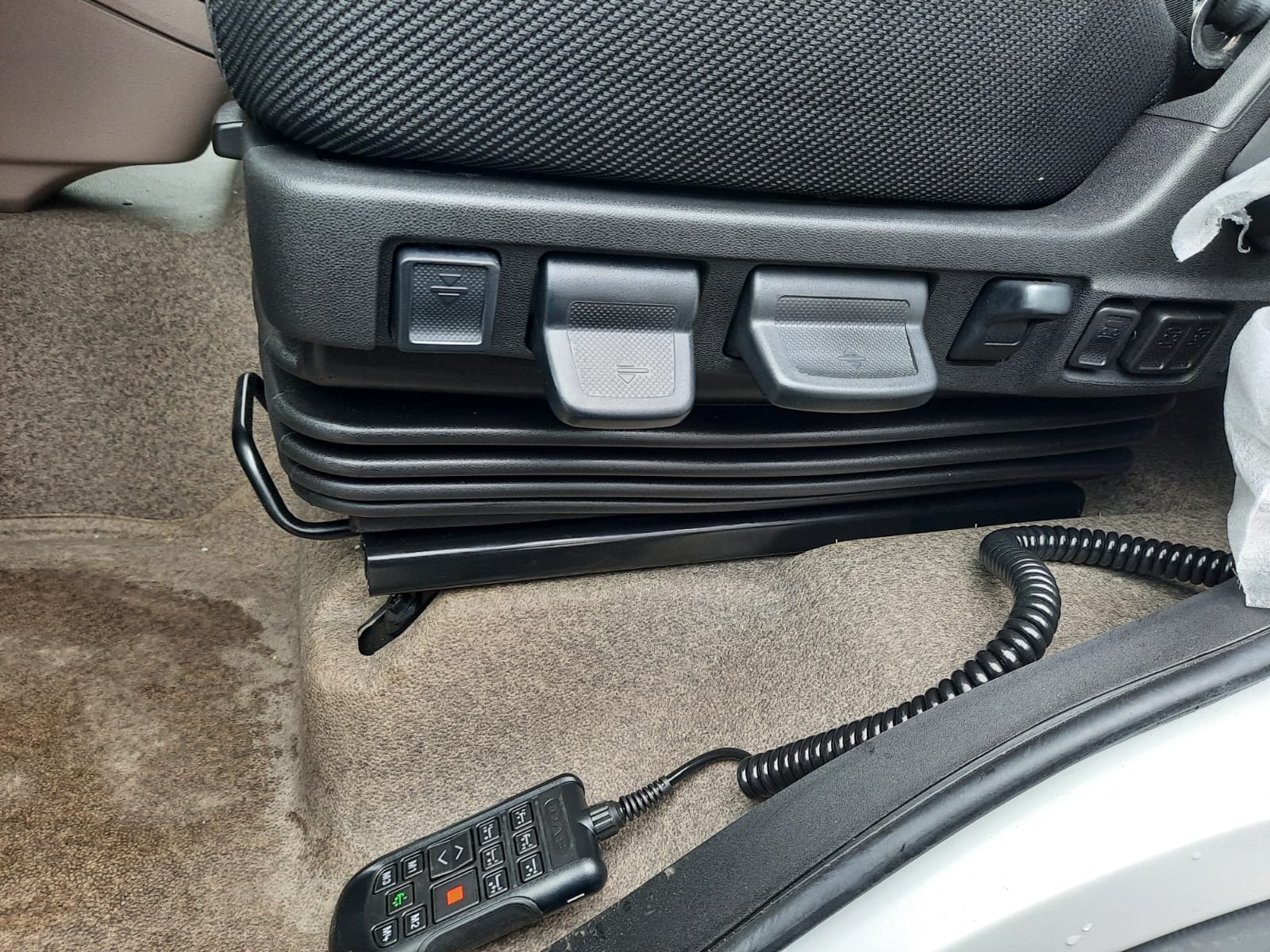 DAF XB 210 FA 4X2 18